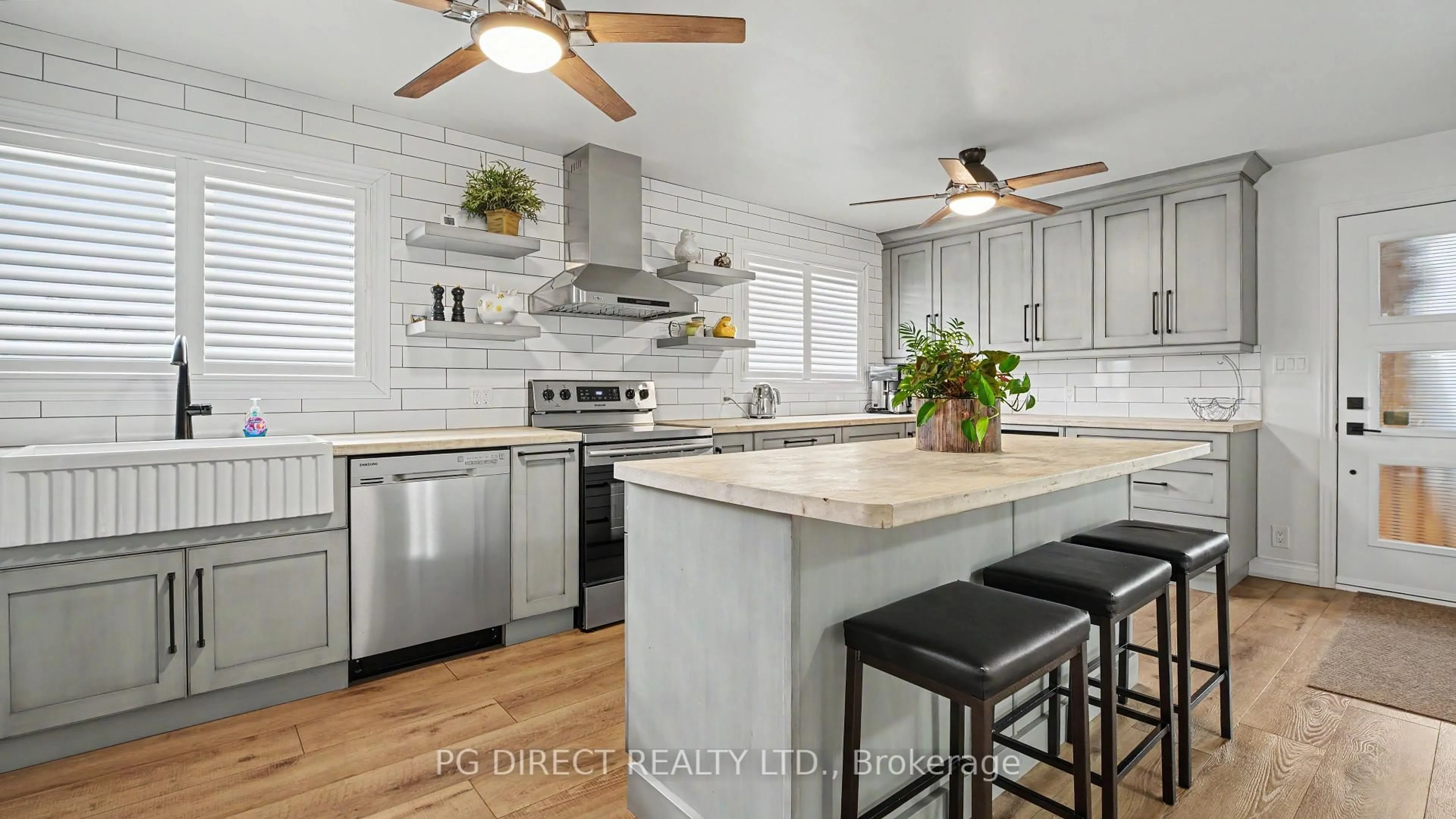Open concept kitchen, ceramic/tile floor for 221 Russell St, West Nipissing Ontario P2B 1X7
