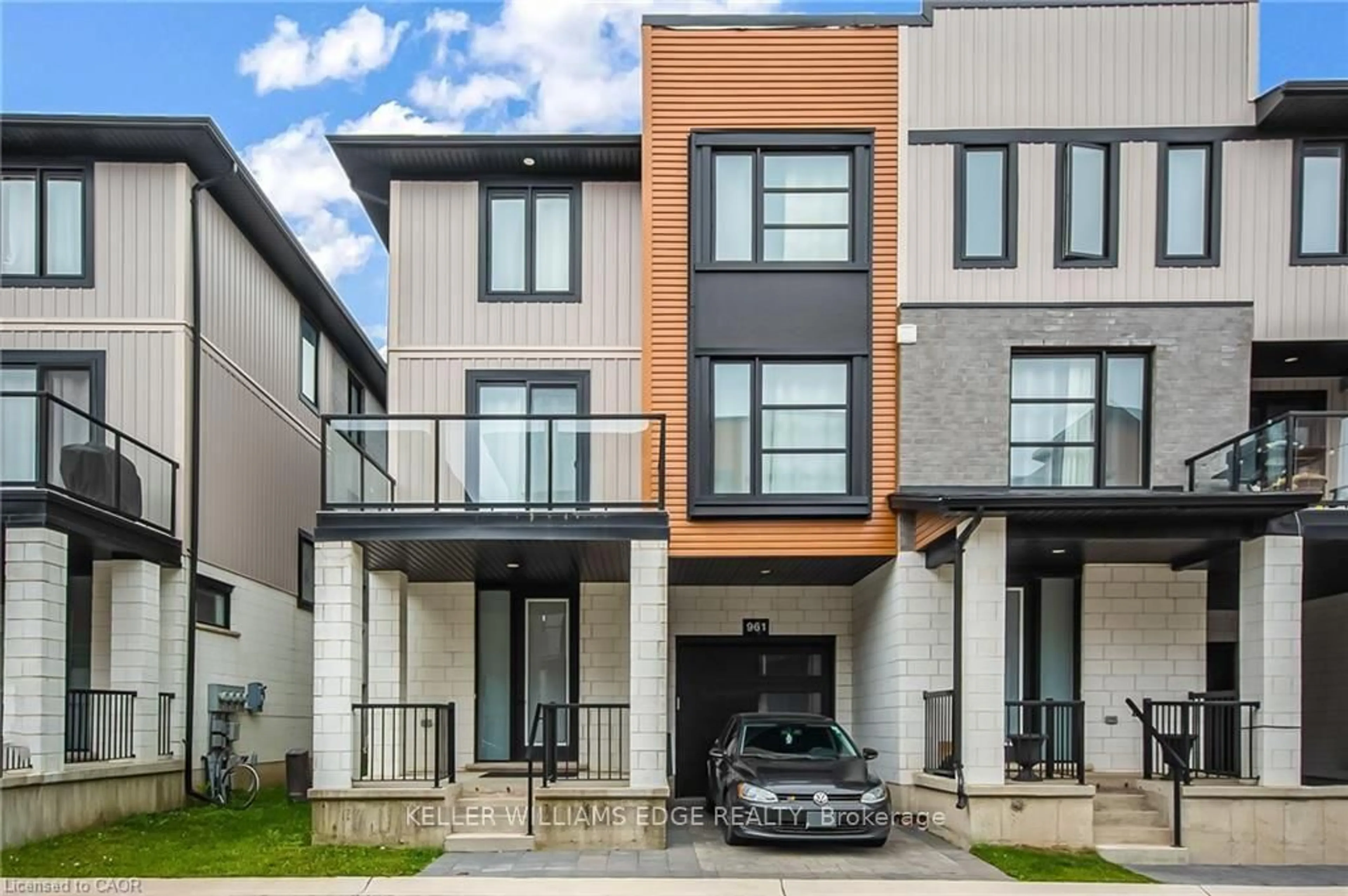 Home with brick exterior material, street for 961 Battery Park, London North Ontario N6H 0J7