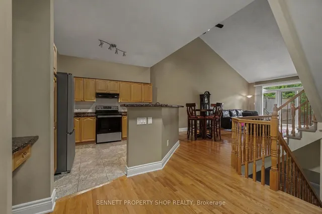 39 Foulis Cres, Ottawa 4