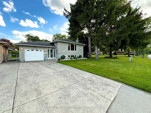 36 Oakhill Dr, Brantford 2