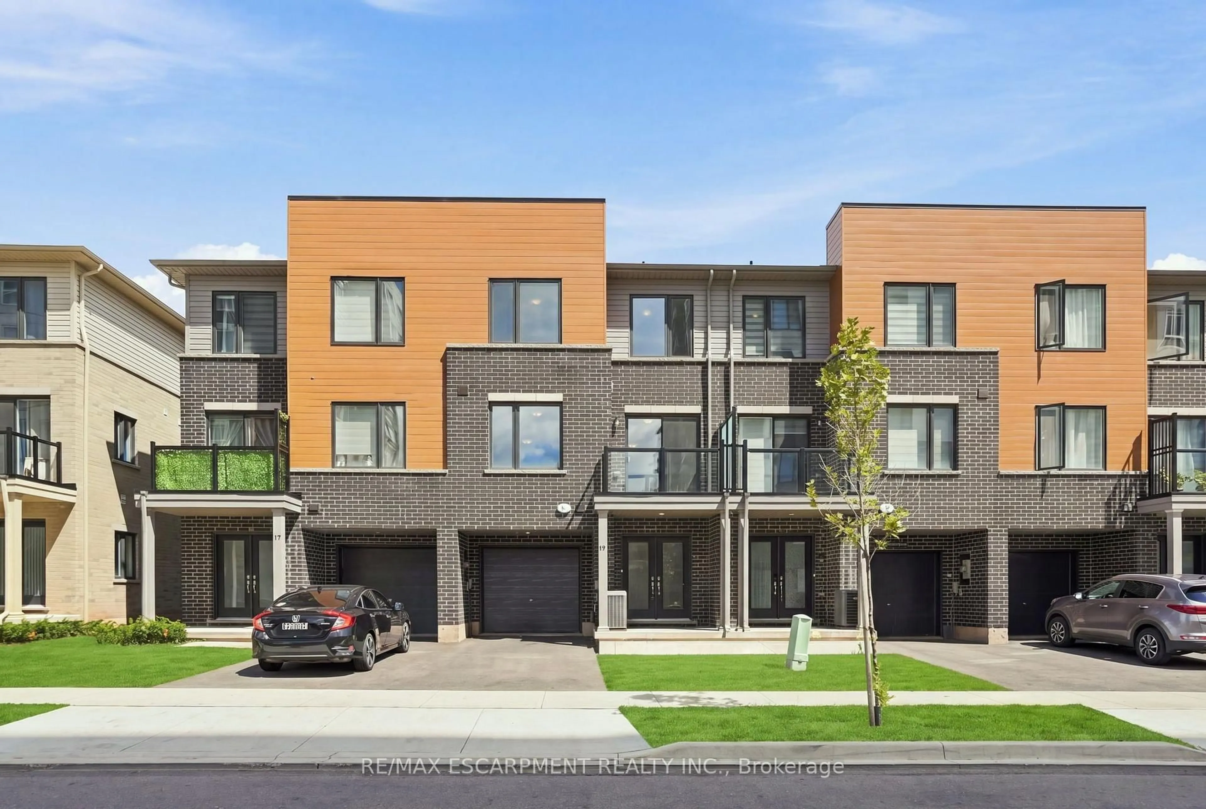 Unknown for 19 Roxanne Dr #119, Hamilton Ontario L8H 0B6