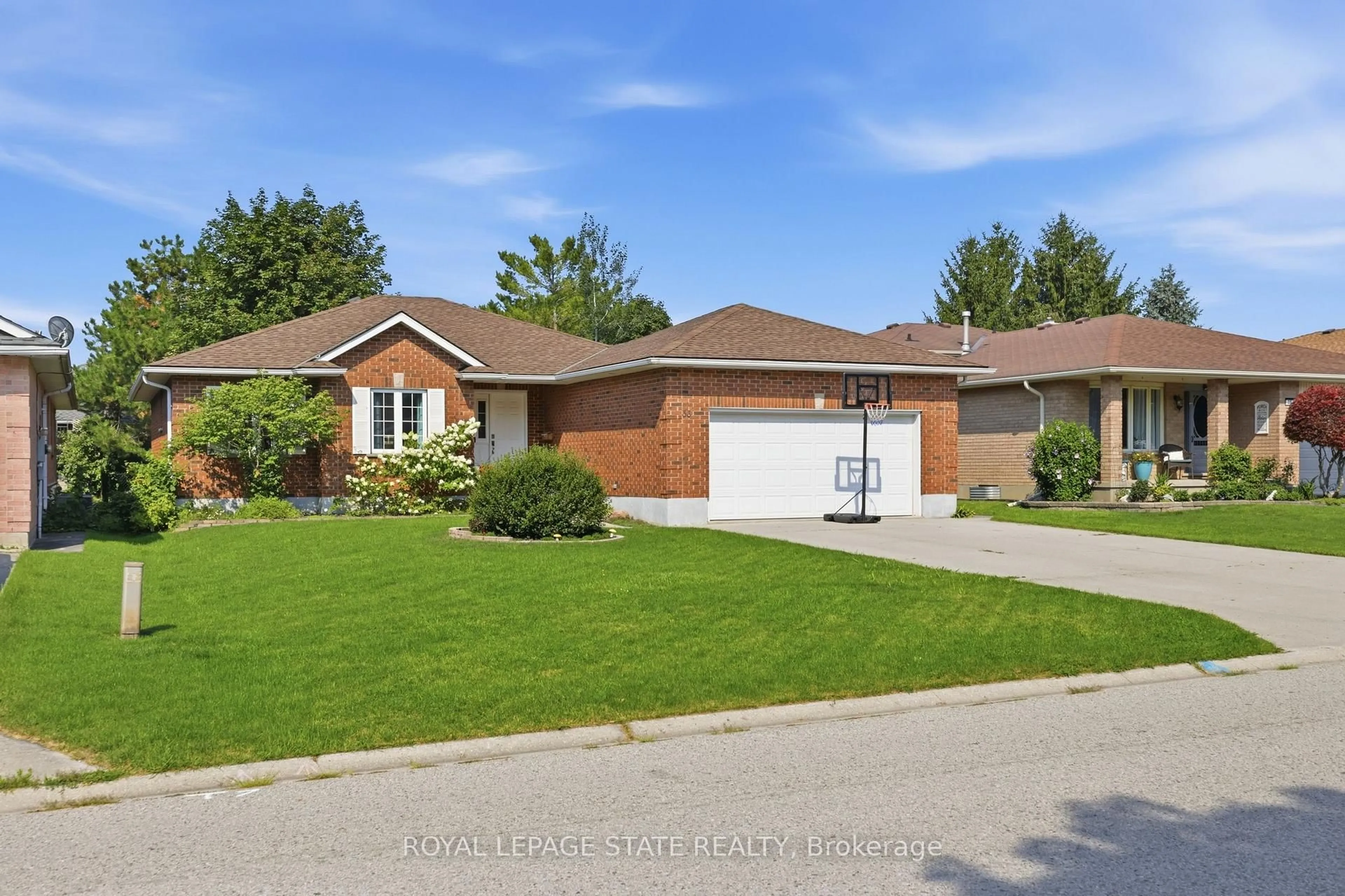 Home with brick exterior material, street for 33 King St, East Zorra-Tavistock Ontario N0B 2R0