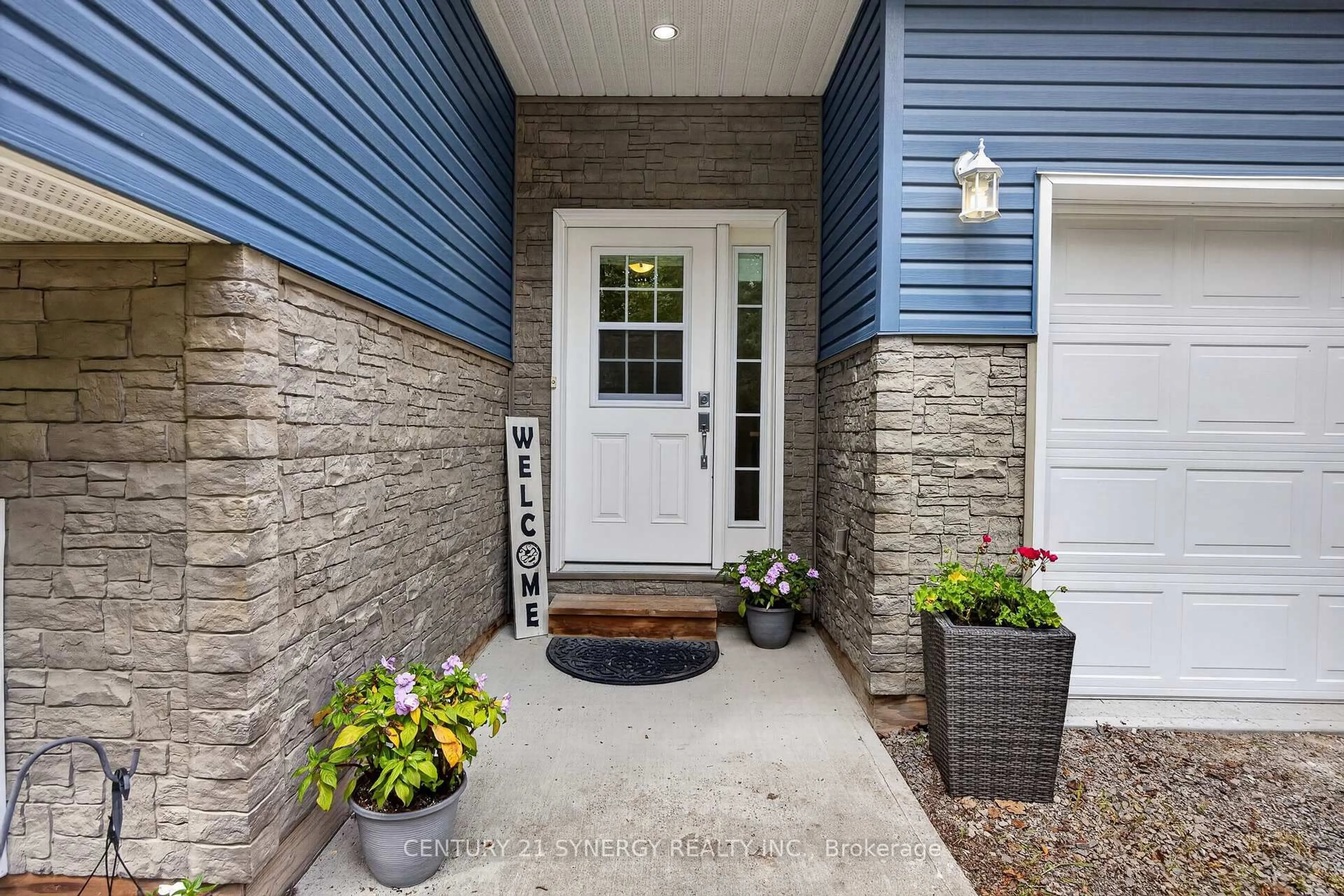 Indoor entryway for 2280 6th Line Beckwith Line, Carleton Place Ontario K7C 3P2