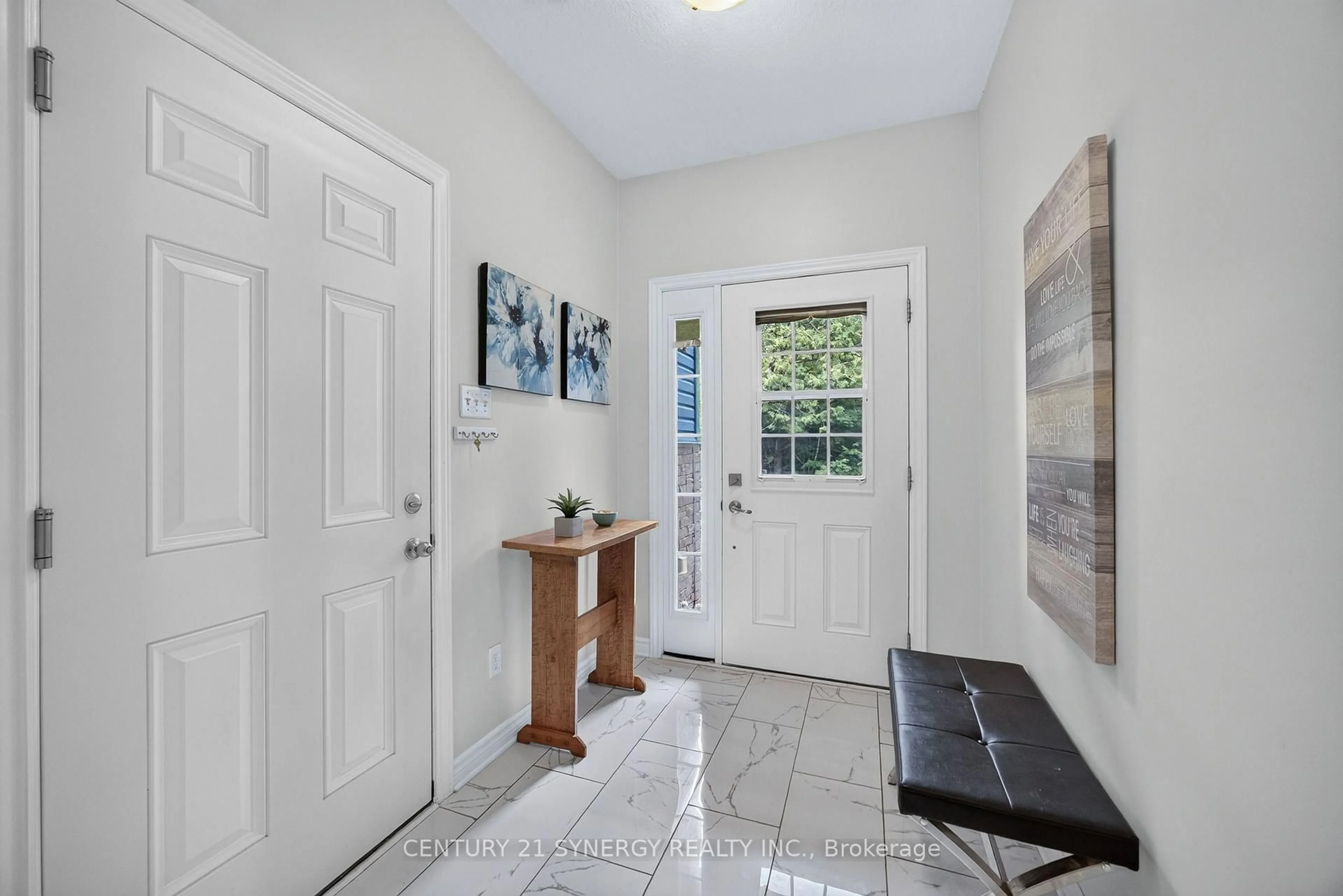 Indoor entryway for 2280 6th Line Beckwith Line, Carleton Place Ontario K7C 3P2