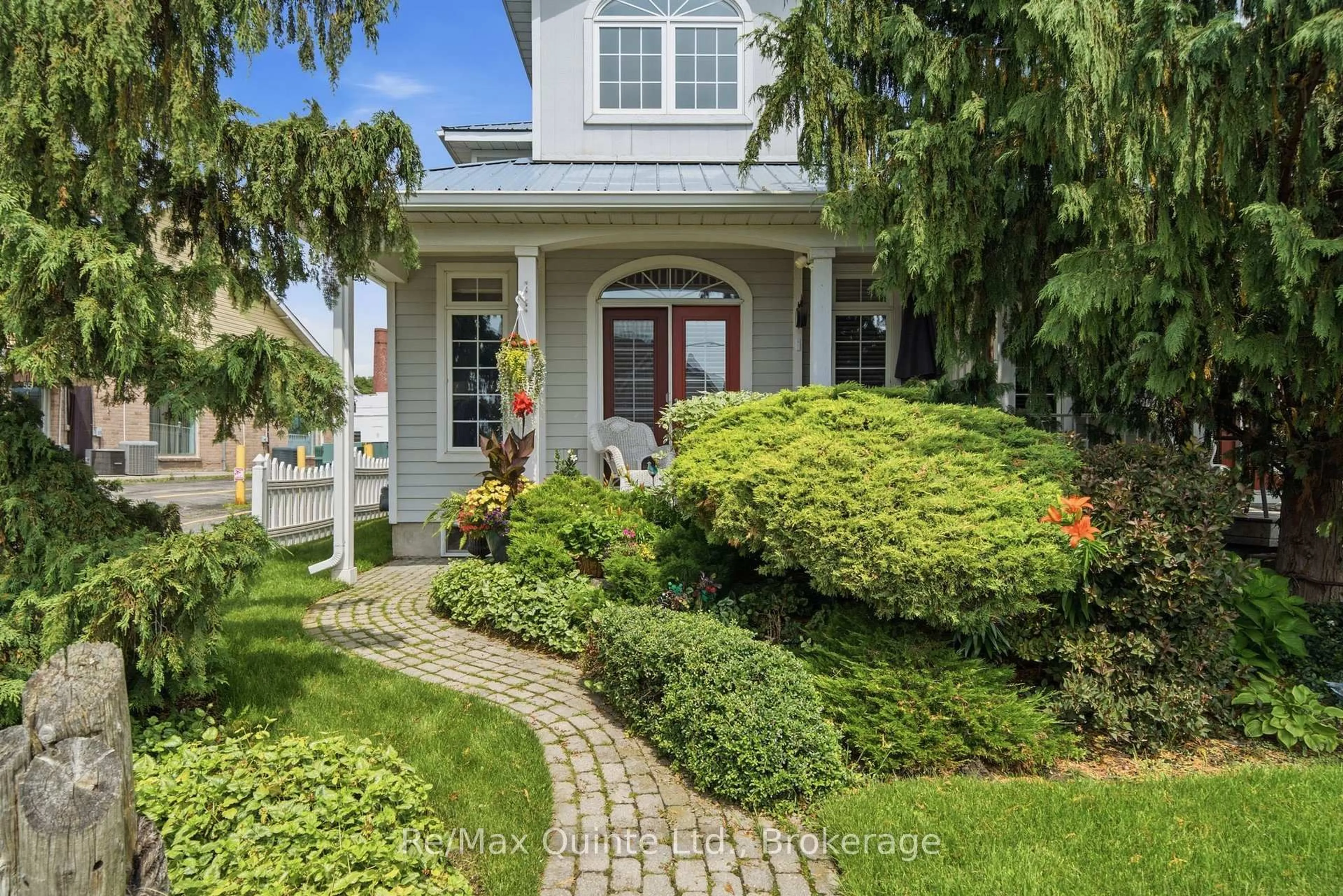 Unknown for 86 Pinnacle St, Belleville Ontario K8N 5Y5