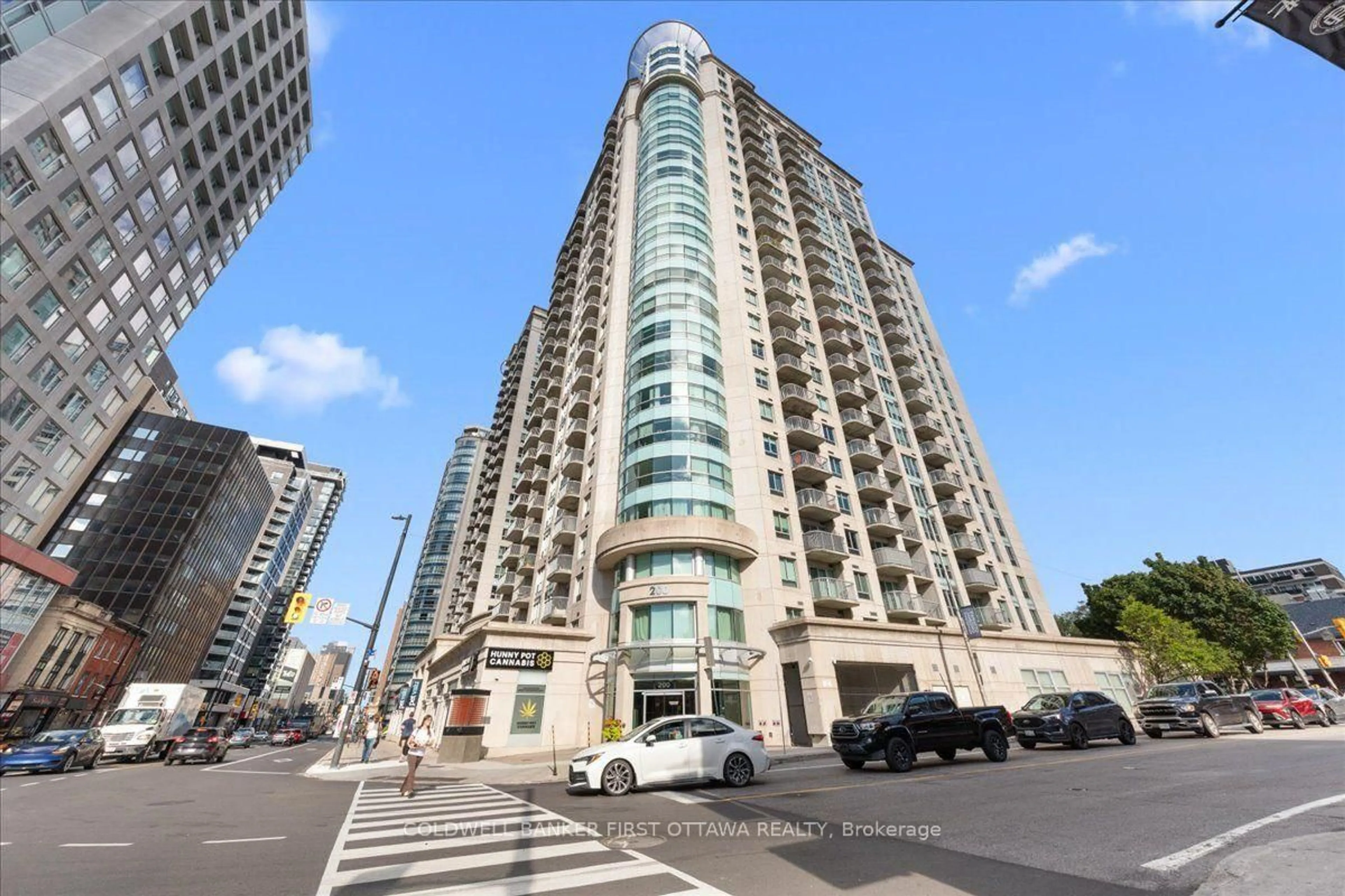 Unknown for 200 Rideau St #711, Ottawa Ontario K1N 5Y1