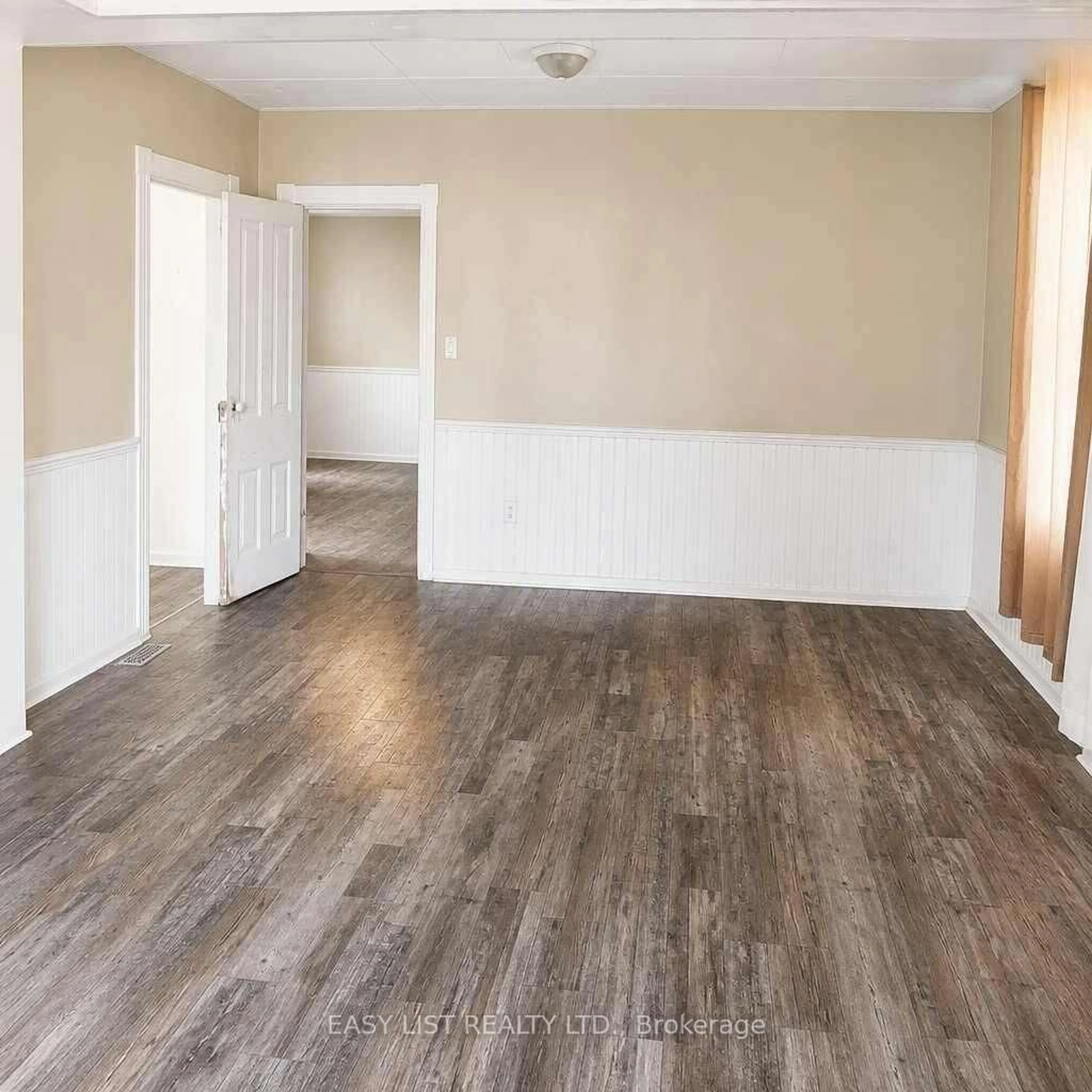 A pic of a room for 534 Cedar Glen Rd, Kawartha Lakes Ontario K0M 1L0