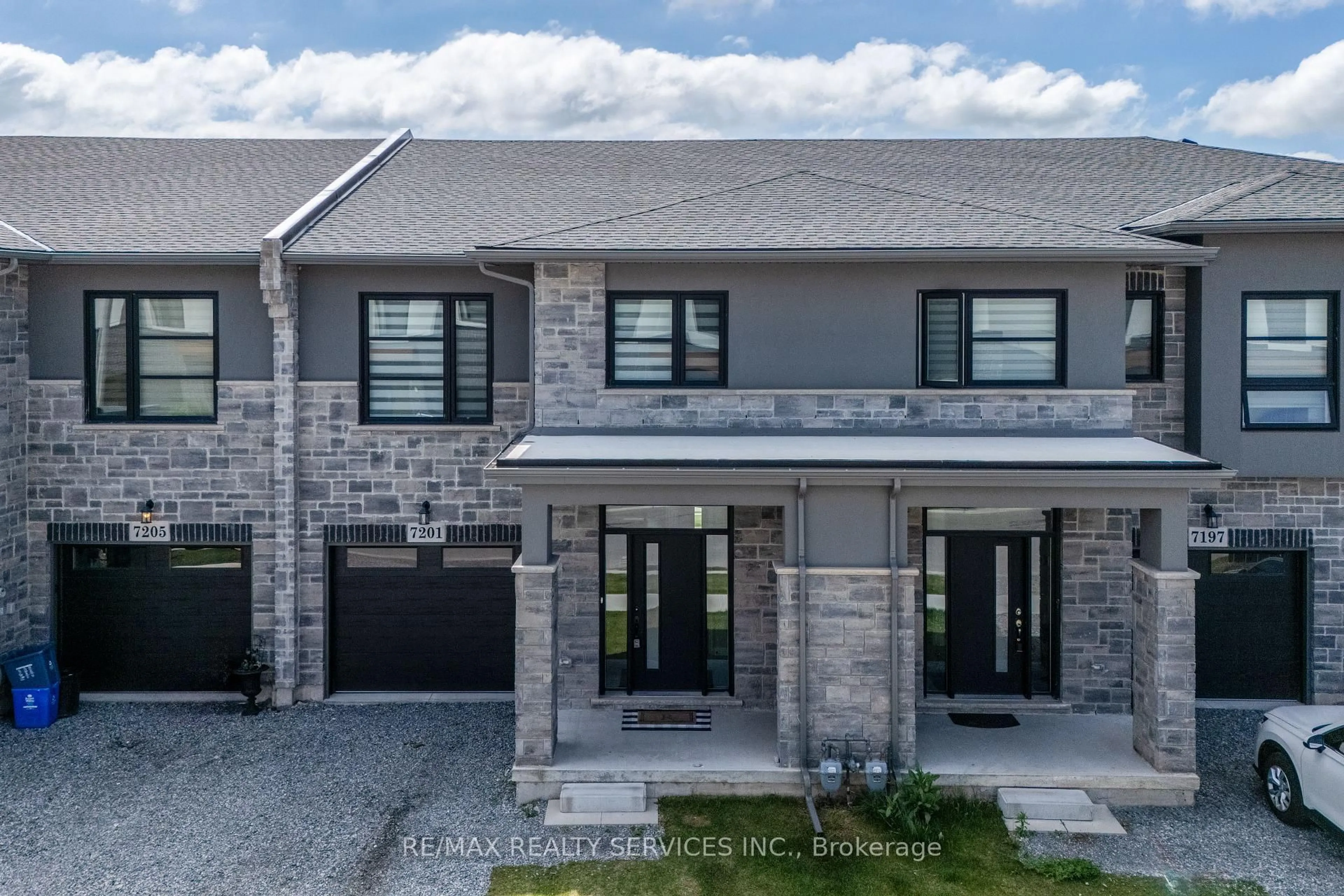 Home with brick exterior material, street for 7201 Parsa St, Niagara Falls Ontario L2H 3T1