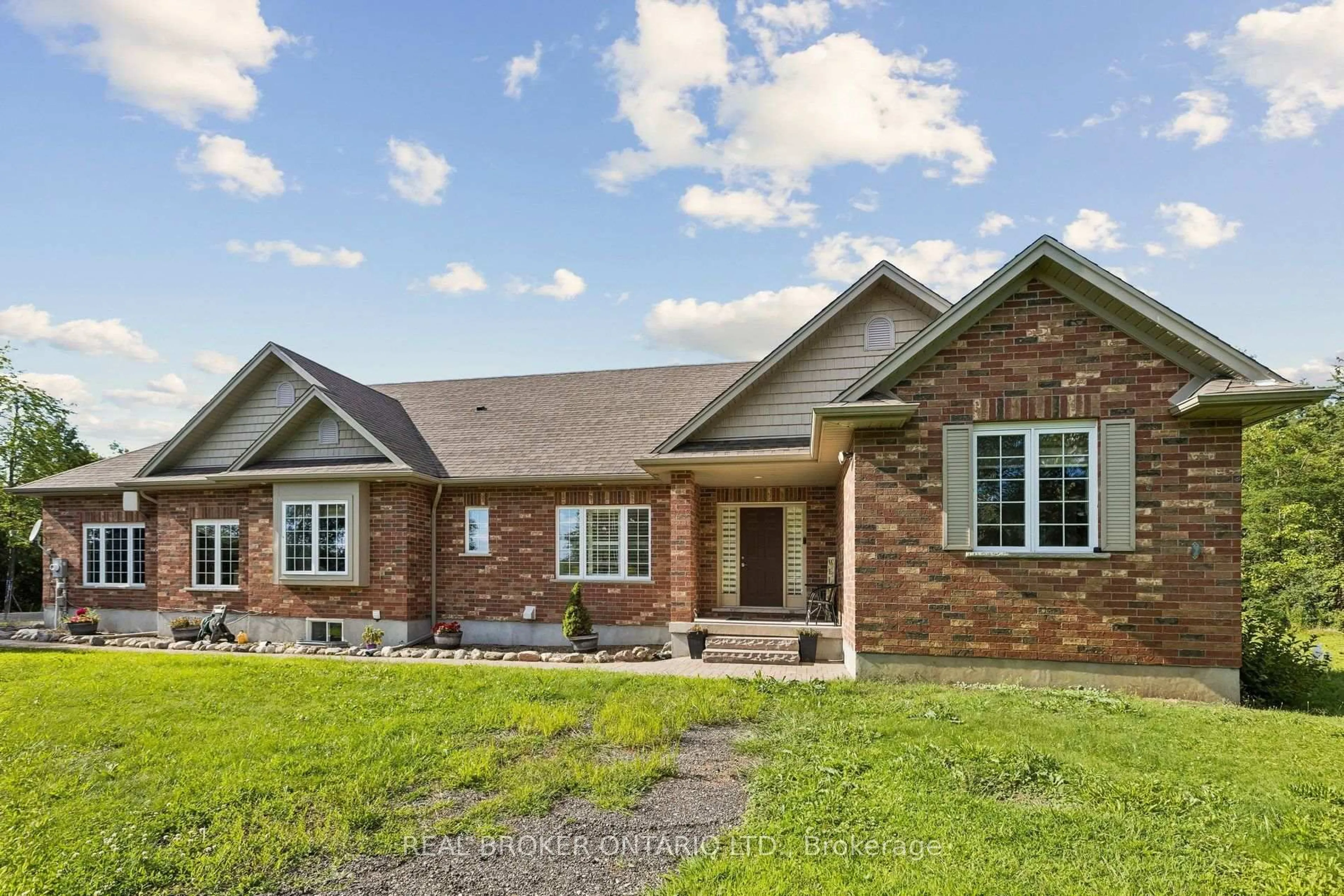 Home with brick exterior material, unknown for 6956 Concession 4 Rd, Puslinch Ontario N0B 2J0