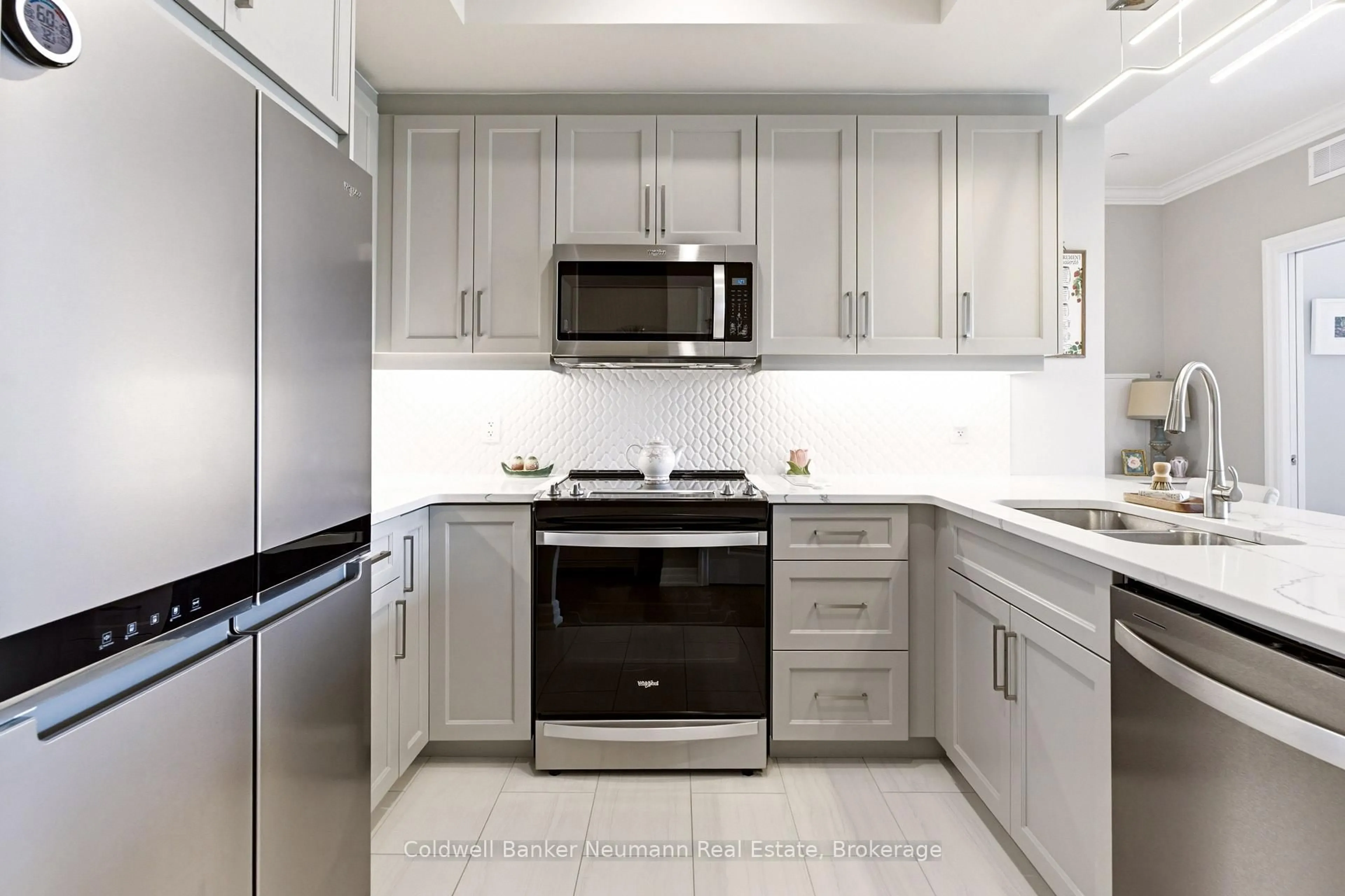 Standard kitchen, ceramic/tile floor for 1880 Gordon St #401, Guelph Ontario N1L 0P6