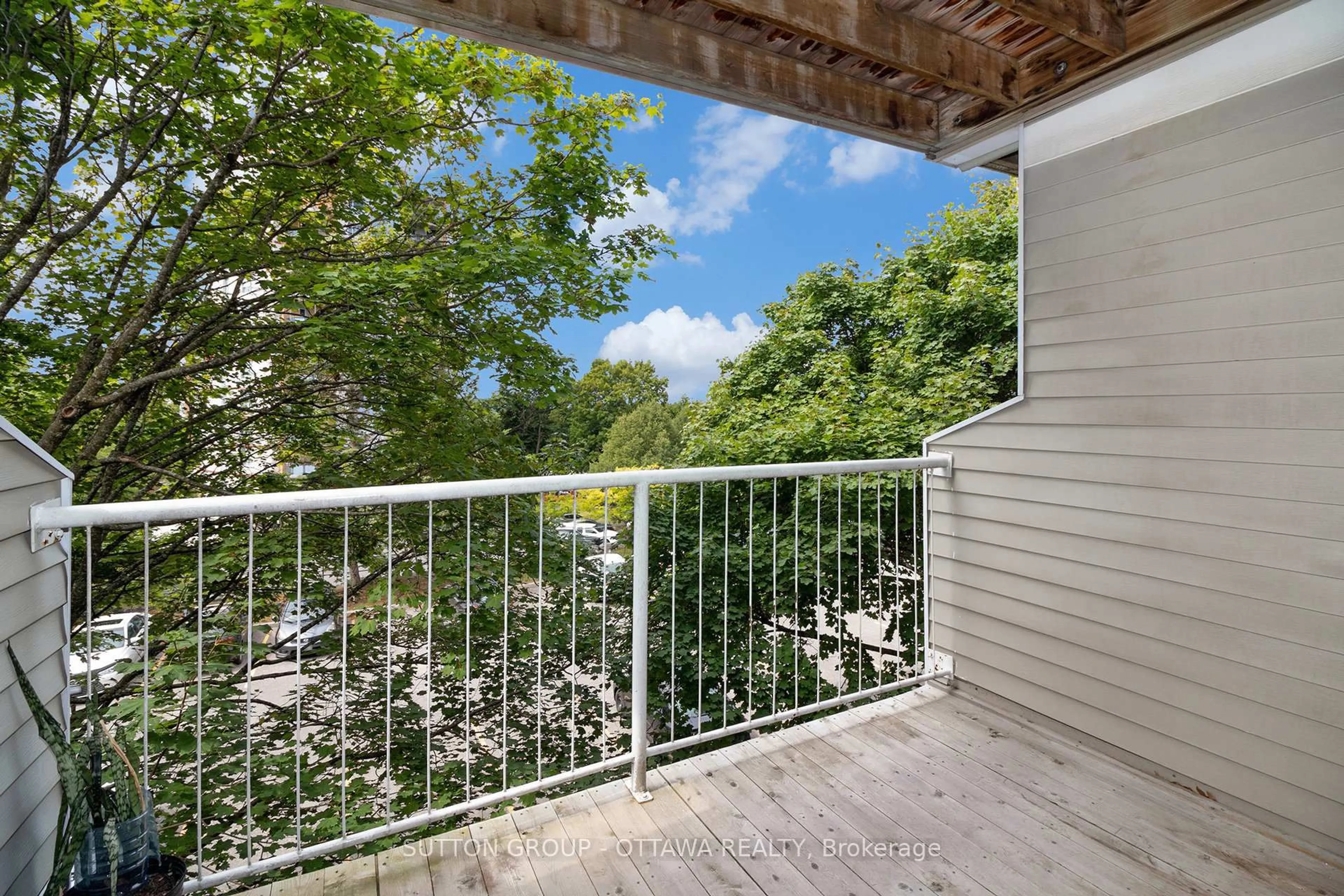 Patio, water/lake/river/ocean view for 270 Brittany Dr #314, Ottawa Ontario K1K 4M3