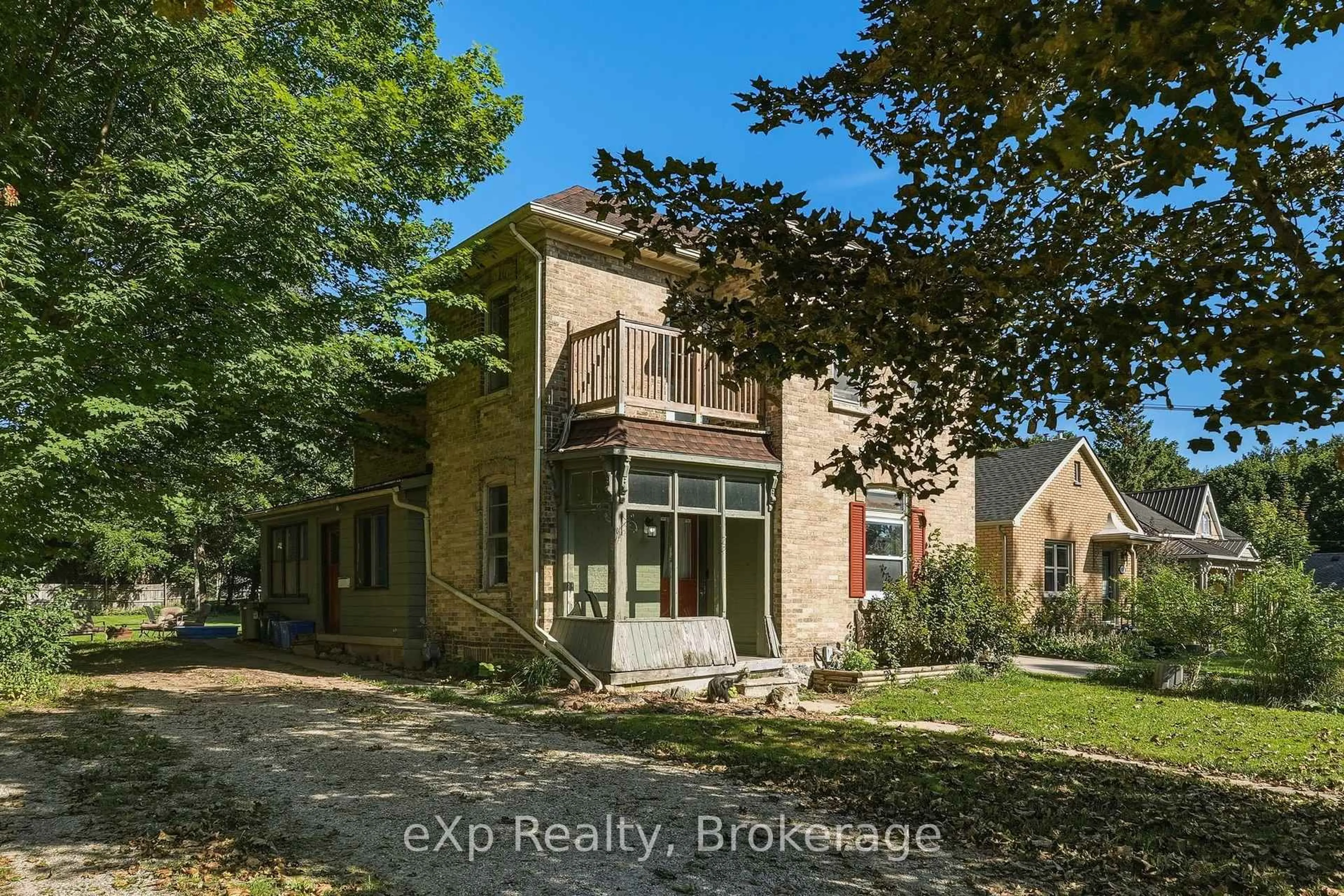 A pic from outside/outdoor area/front of a property/back of a property/a pic from drone, building for 173 Birmingham St, Wellington North Ontario N0G 2L2