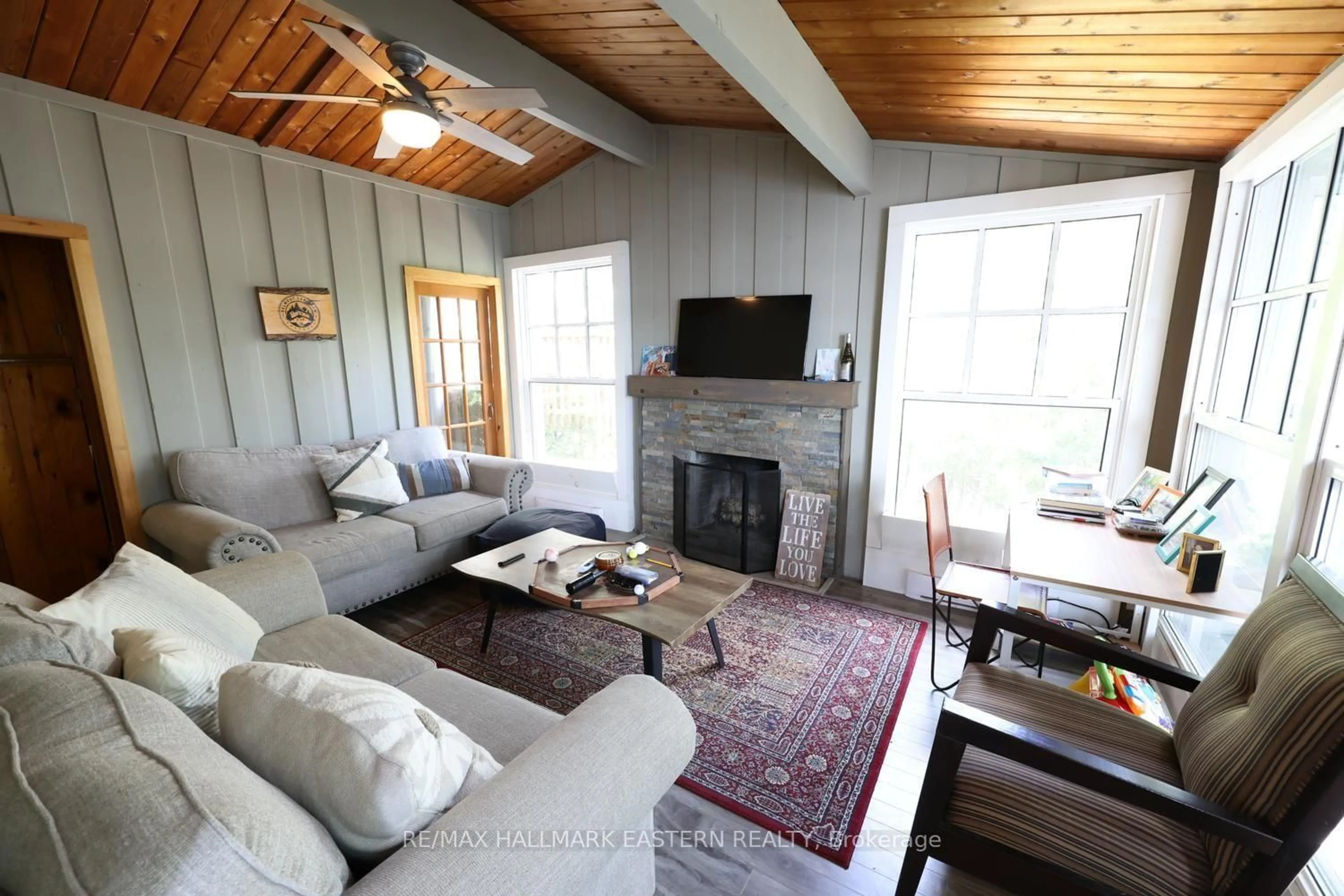 Living room with furniture, unknown for 295 Fire Route 23, Havelock-Belmont-Methuen Ontario K0L 1Z0