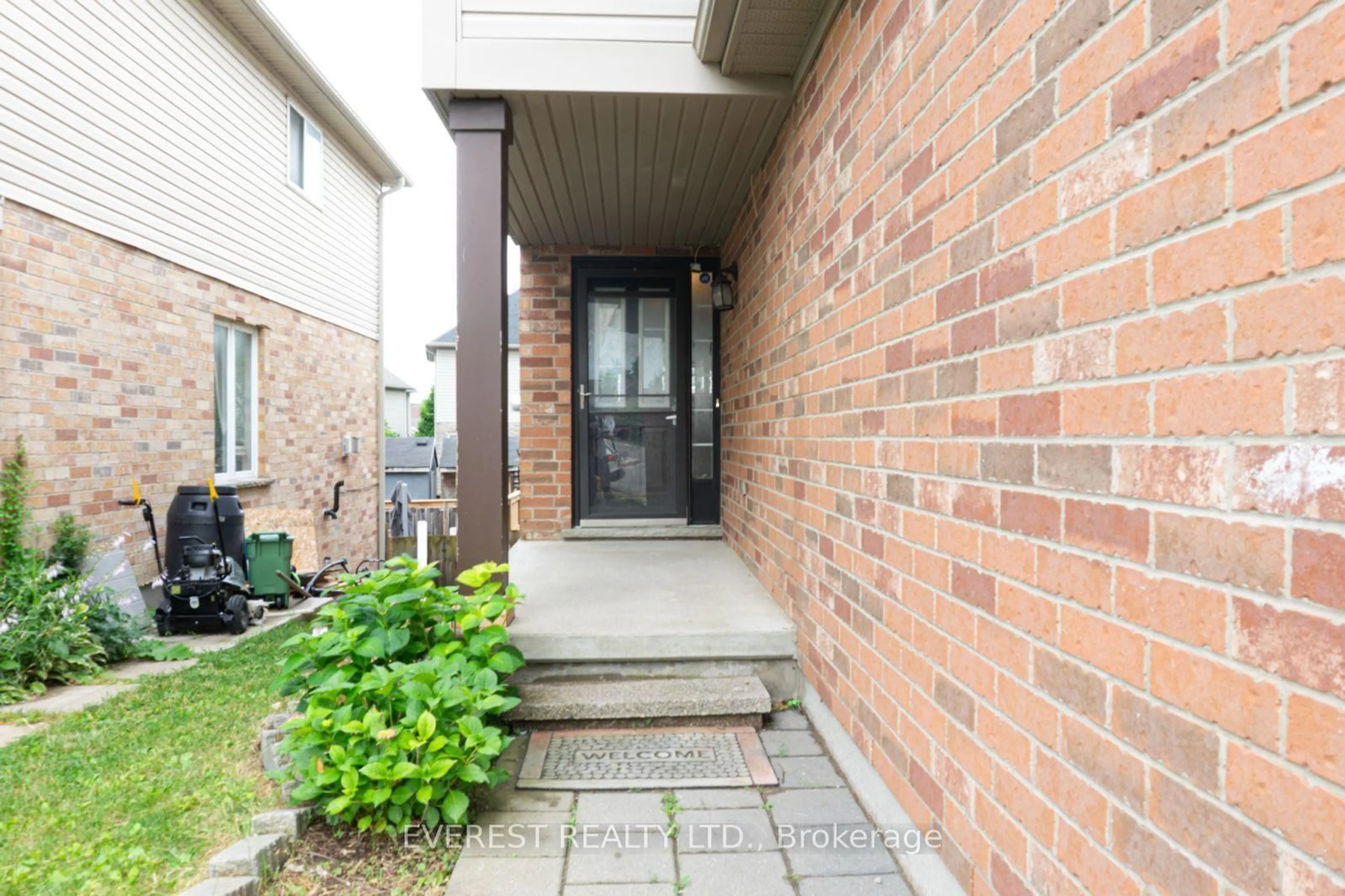Unknown for 575 Thistlewood Dr, London North Ontario N5X 4M1