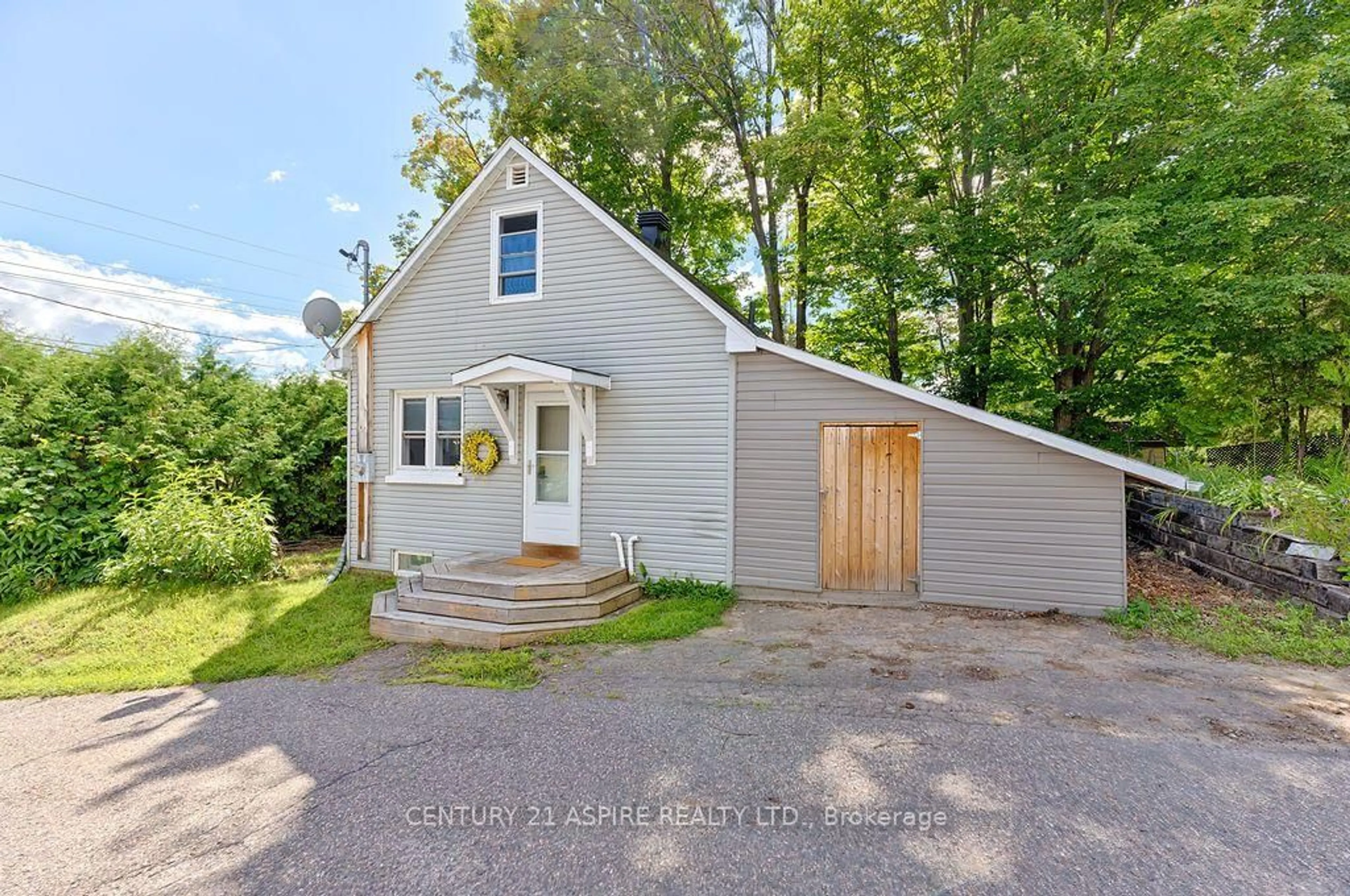 Unknown for 168 Bonnechere St, Eganville Ontario K0J 1T0