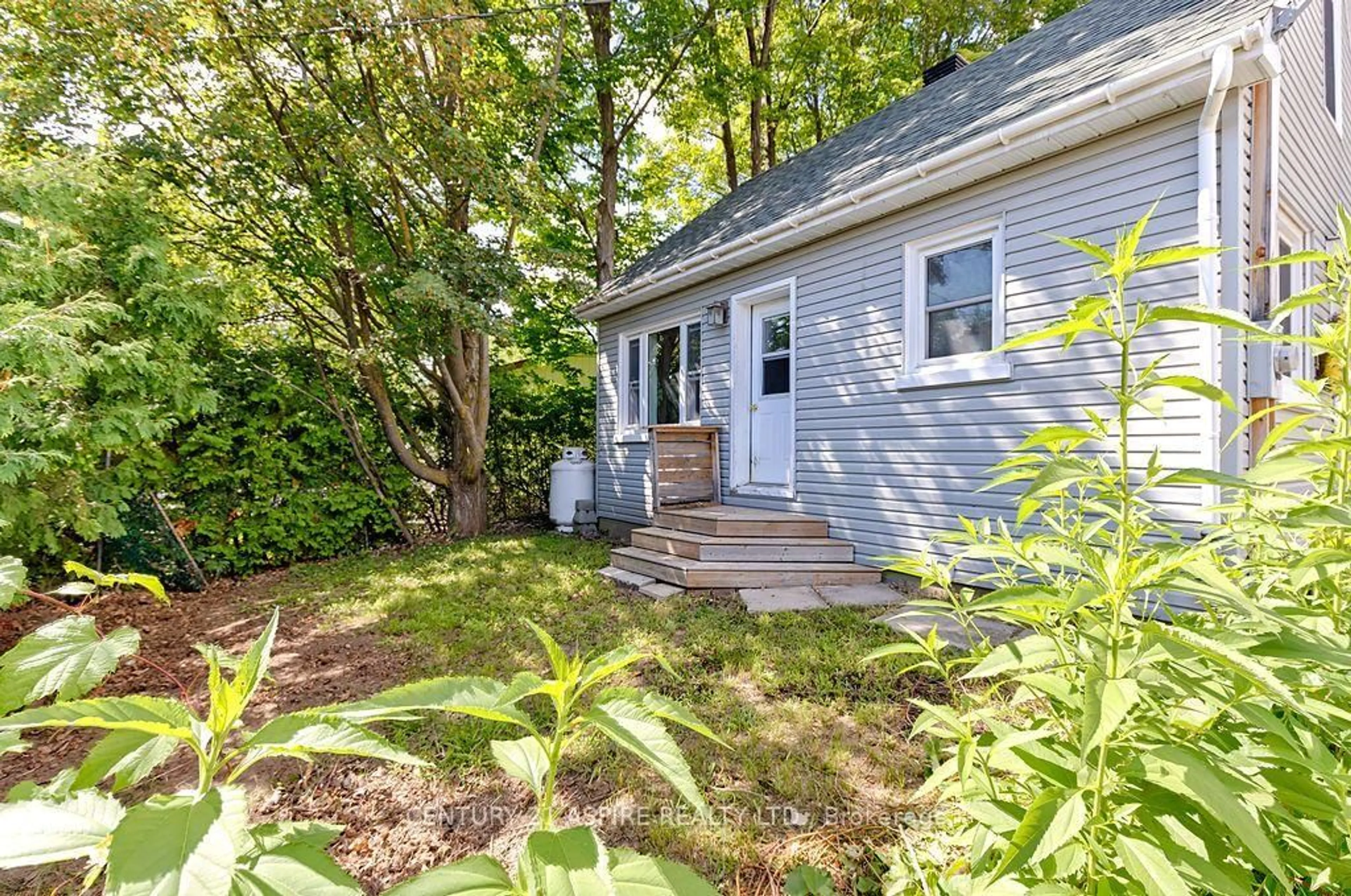 Patio, street for 168 Bonnechere St, Eganville Ontario K0J 1T0