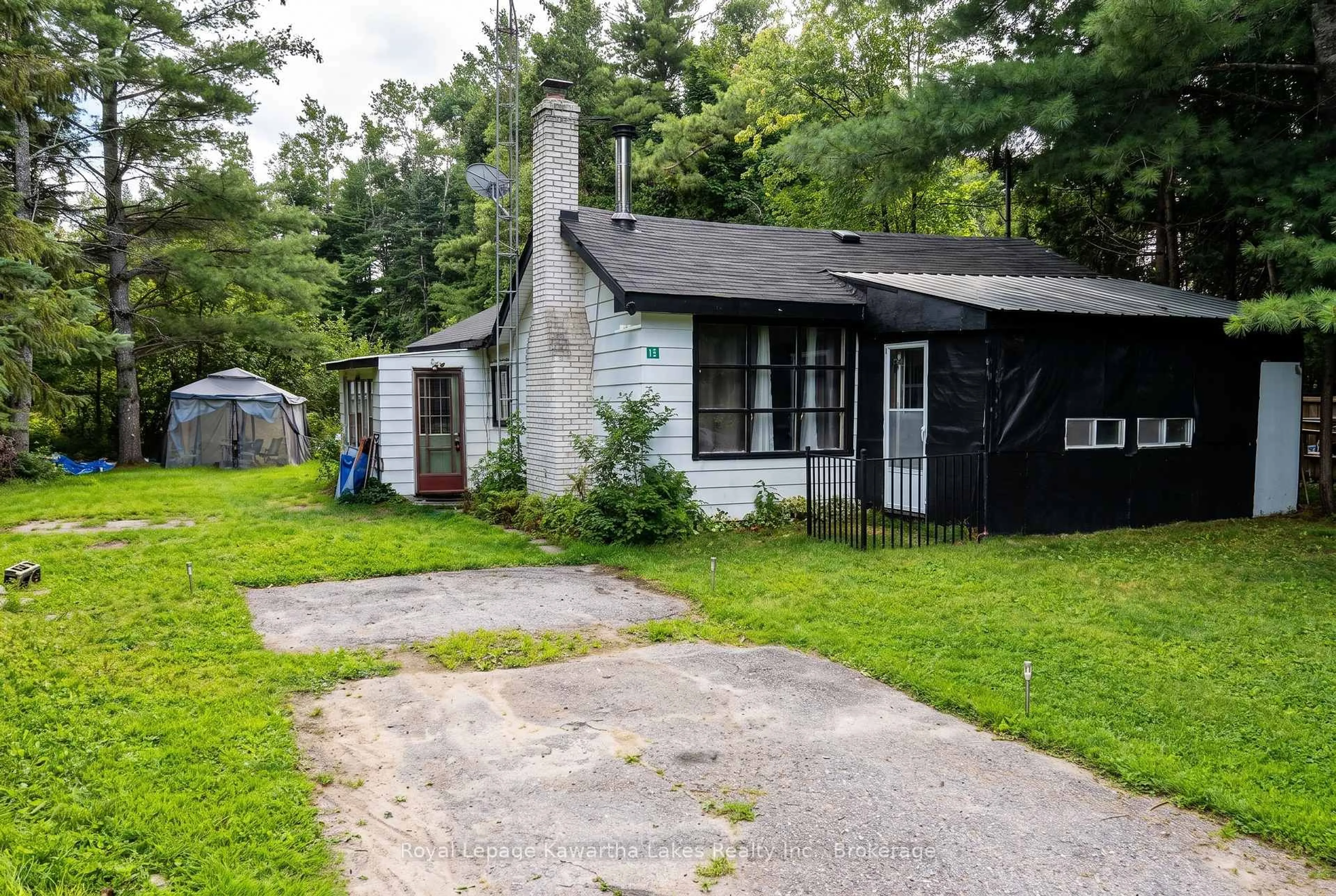 Shed for 15 Cockburn St, Kawartha Lakes Ontario K0M 1K0