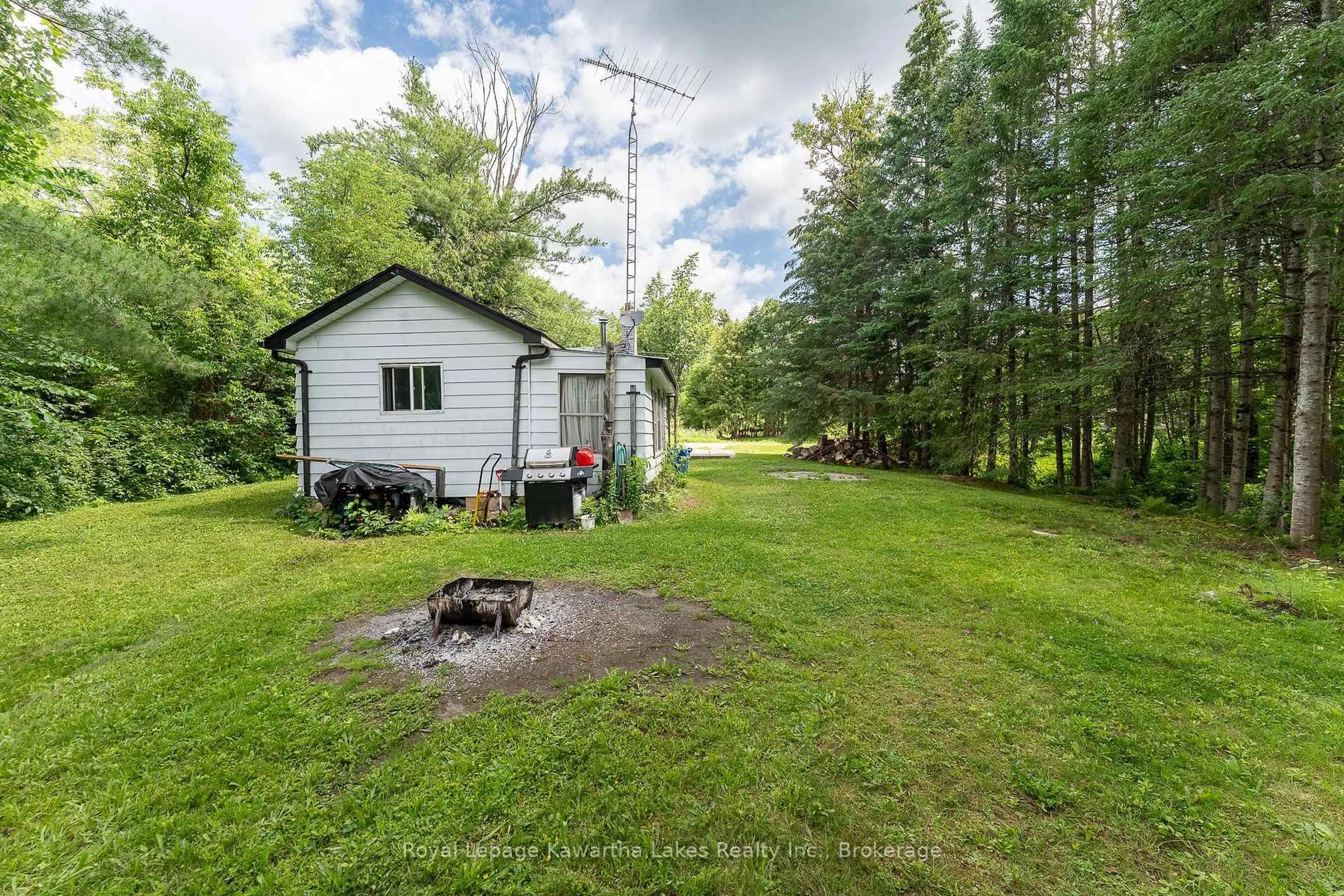 Unknown for 15 Cockburn St, Kawartha Lakes Ontario K0M 1K0