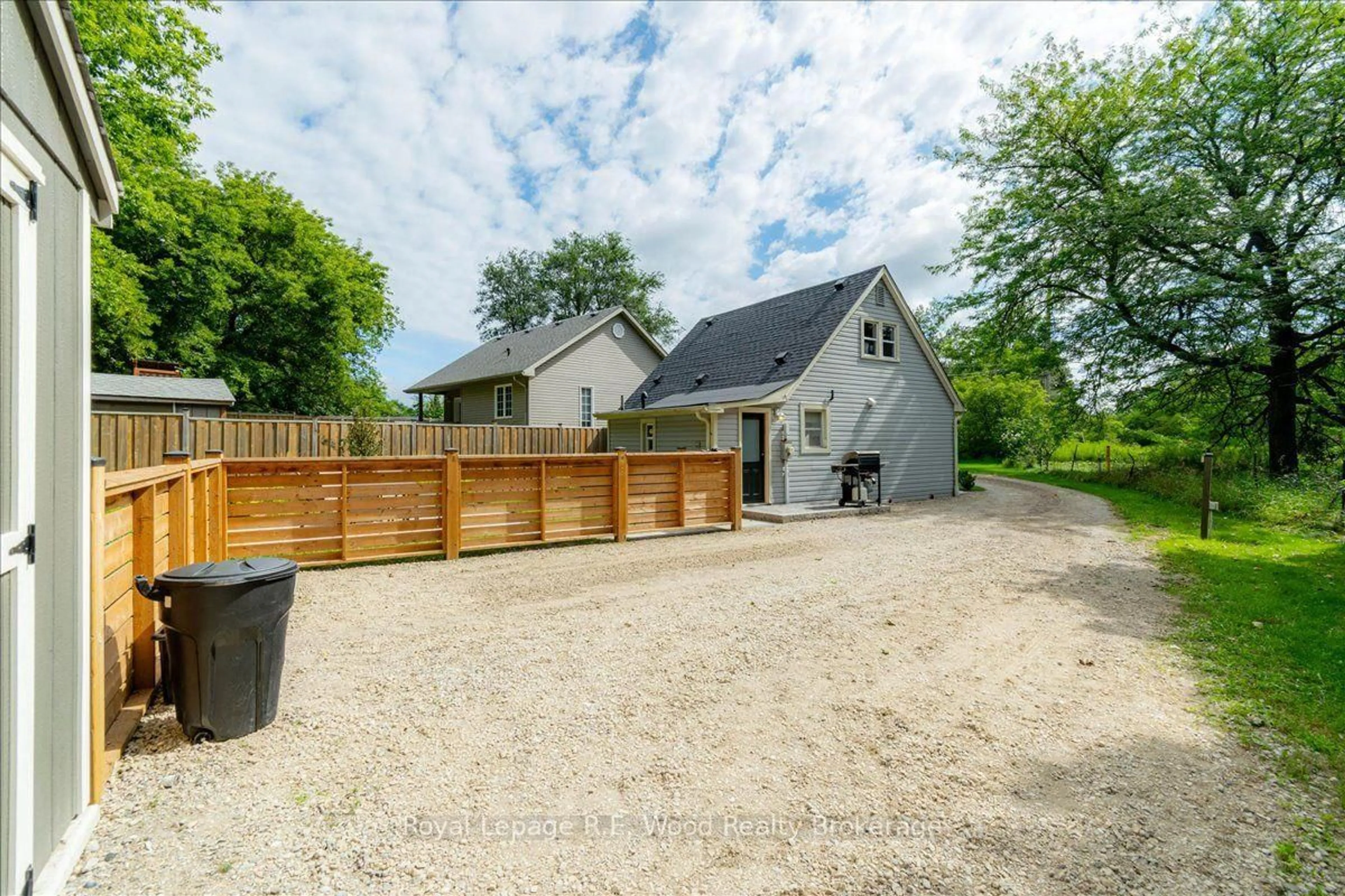 A pic from outside/outdoor area/front of a property/back of a property/a pic from drone, street for 45 3rd Conc Rd NTR Rd, Norfolk Ontario N4G 2T3