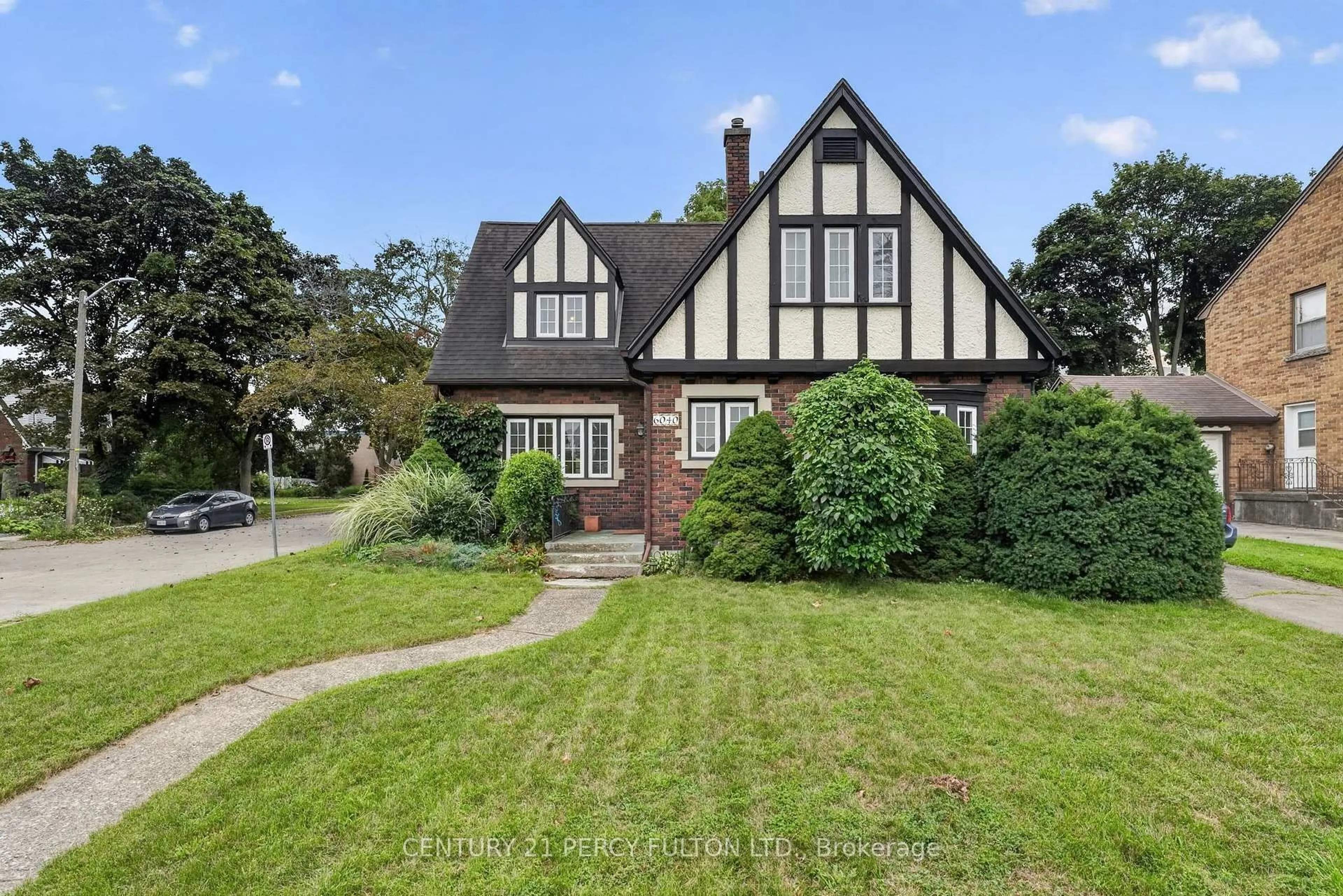 Home with brick exterior material, street for 6040 Latshaw St, Niagara Falls Ontario L2G 1R2