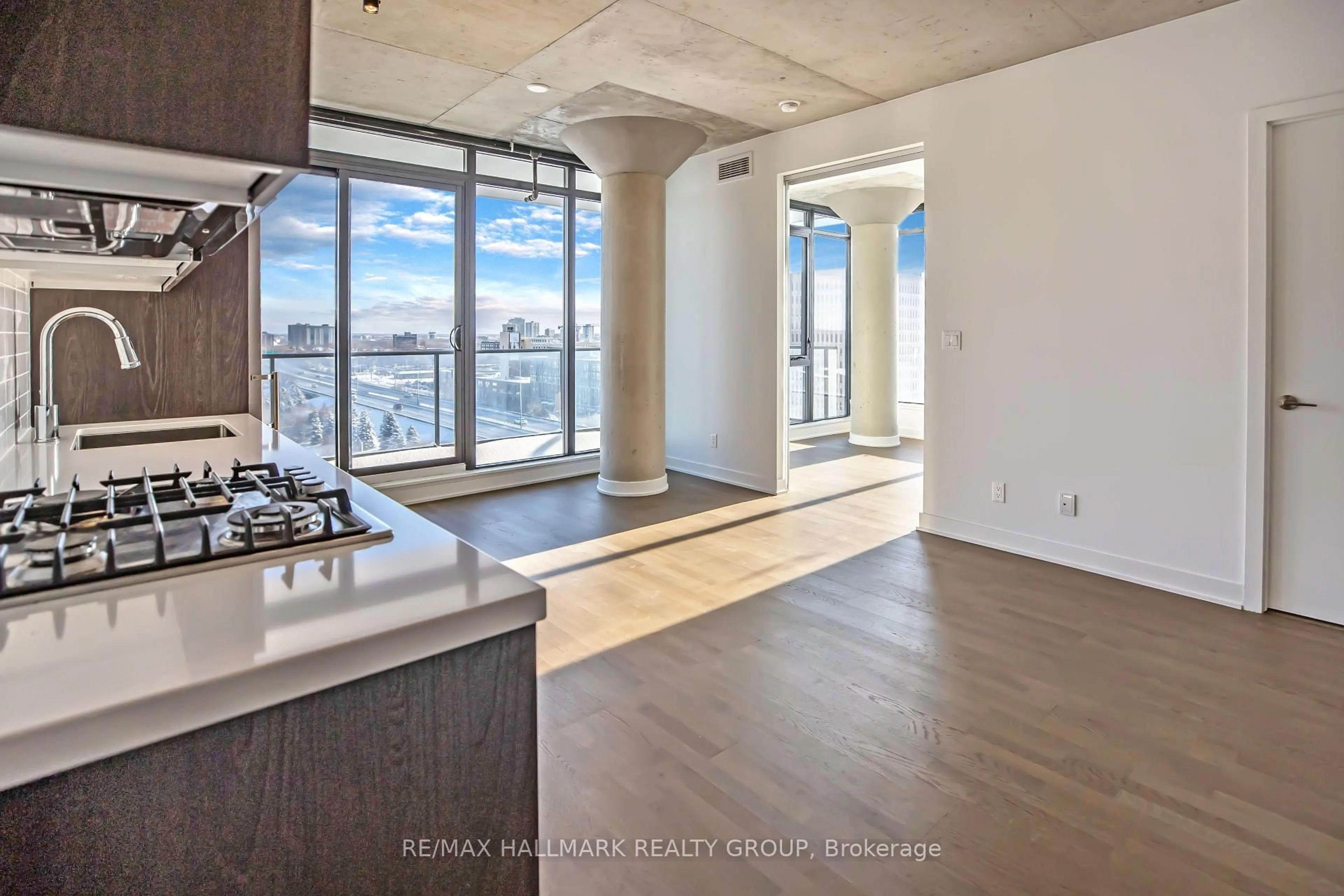 Open concept kitchen, unknown for 203 CATHERINE St #902, Ottawa Ontario K2P 1J5