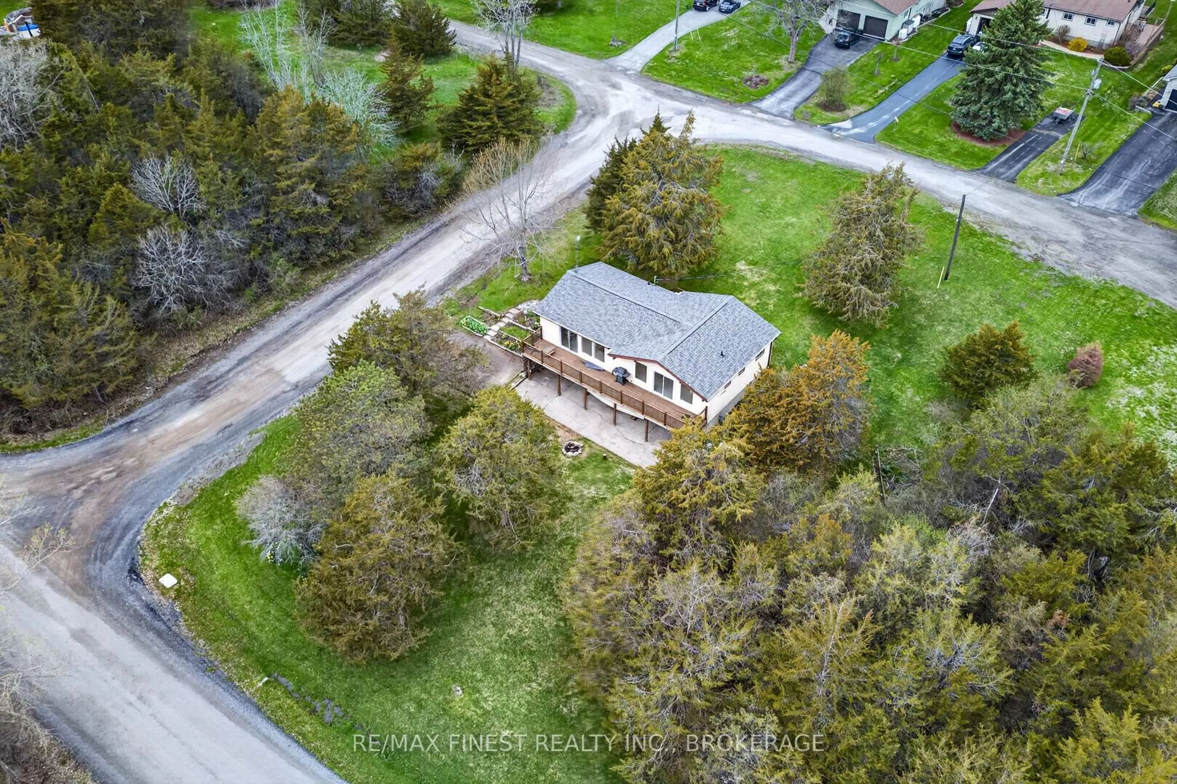 A pic from outside/outdoor area/front of a property/back of a property/a pic from drone, street for 8 Sunrise Crt, Prince Edward County Ontario K8N 4Z7