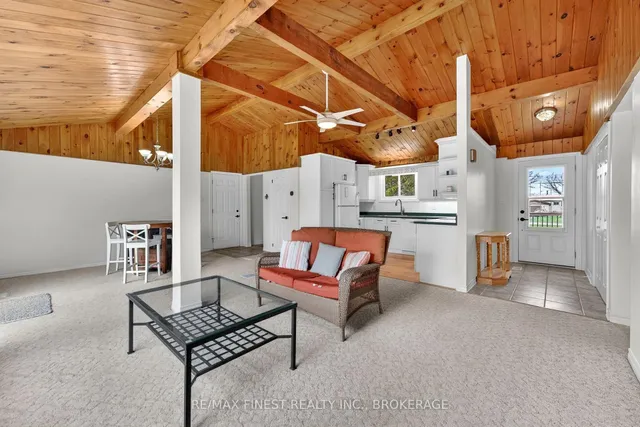 8 Sunrise Crt, Prince Edward County 5