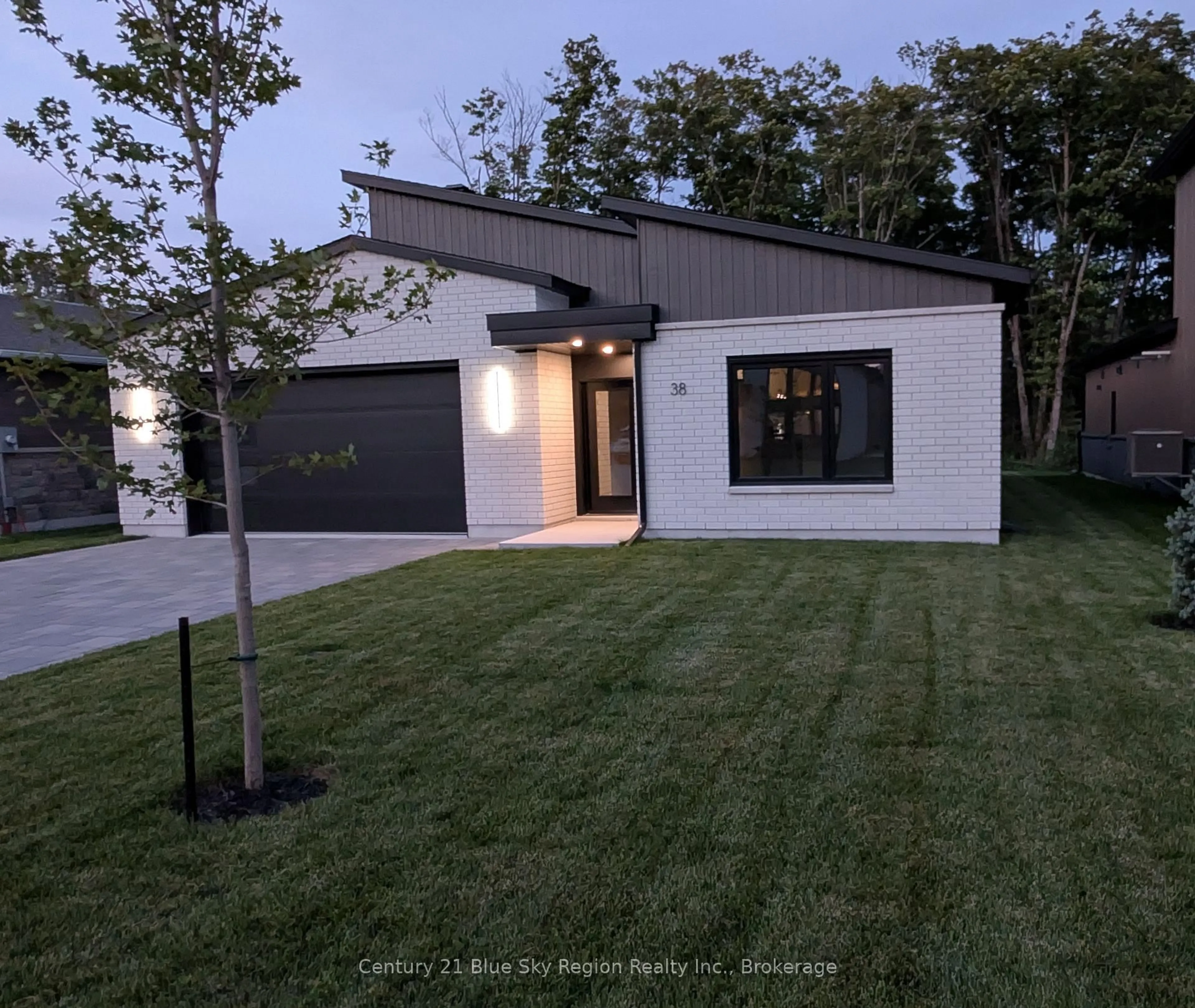 Home with vinyl exterior material, street for 38 Katie Ann Cres, North Bay Ontario P1C 1M8