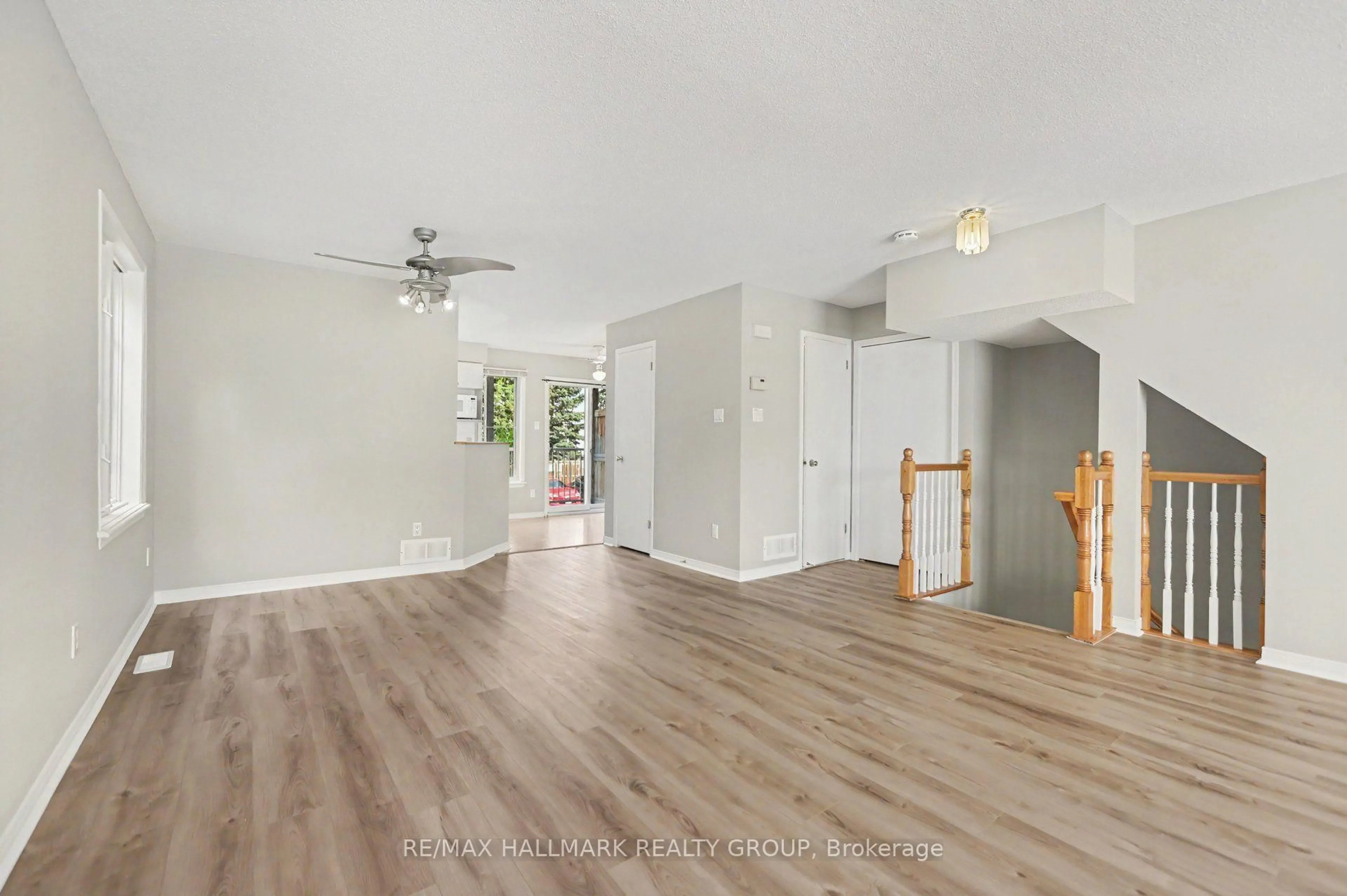 A pic of a room for 4429 Harper Ave, Ottawa Ontario K1J 1C9