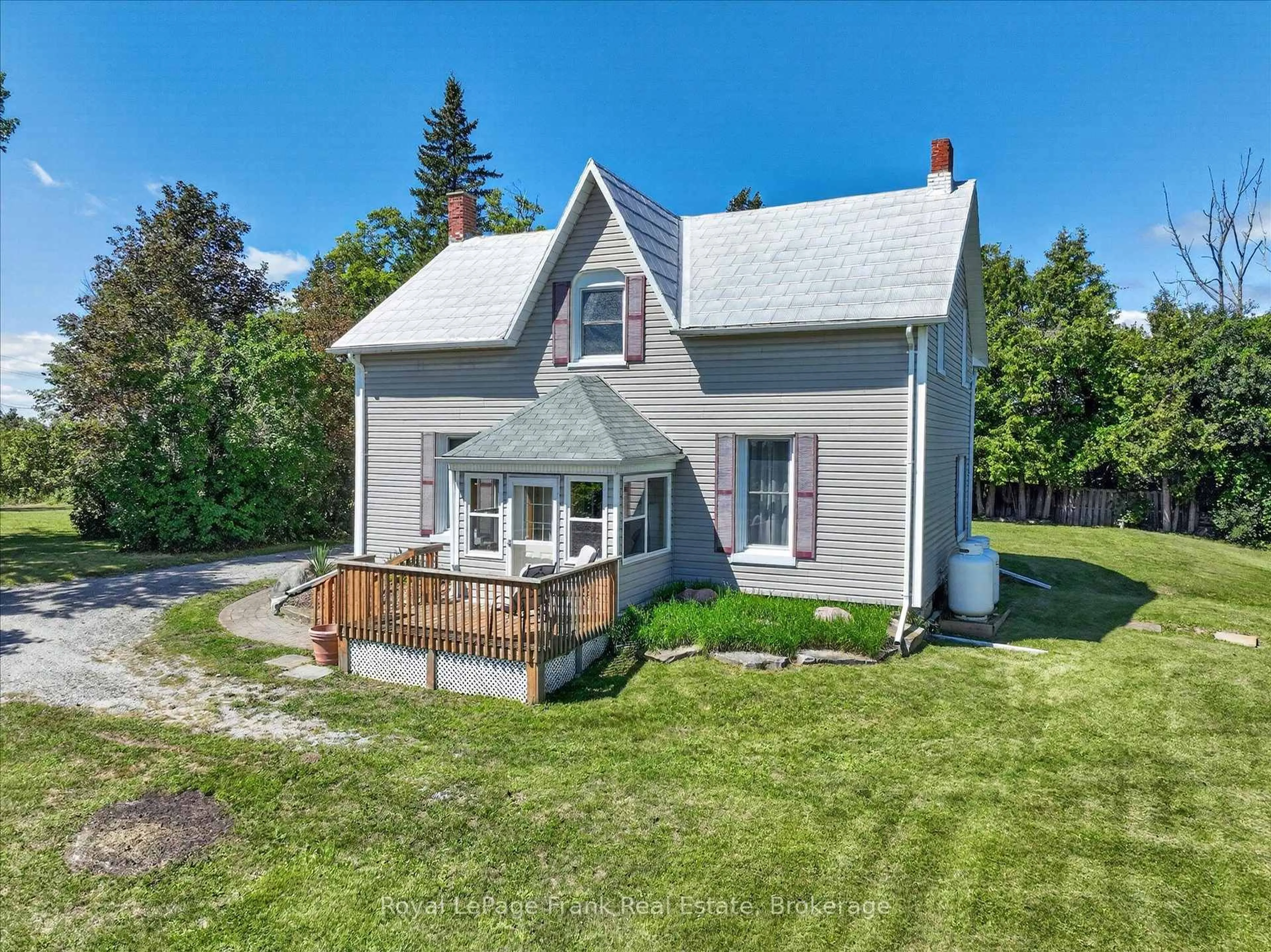 A pic from outside/outdoor area/front of a property/back of a property/a pic from drone, street for 1375 Holden Rd, Selwyn Ontario K9J 6X5