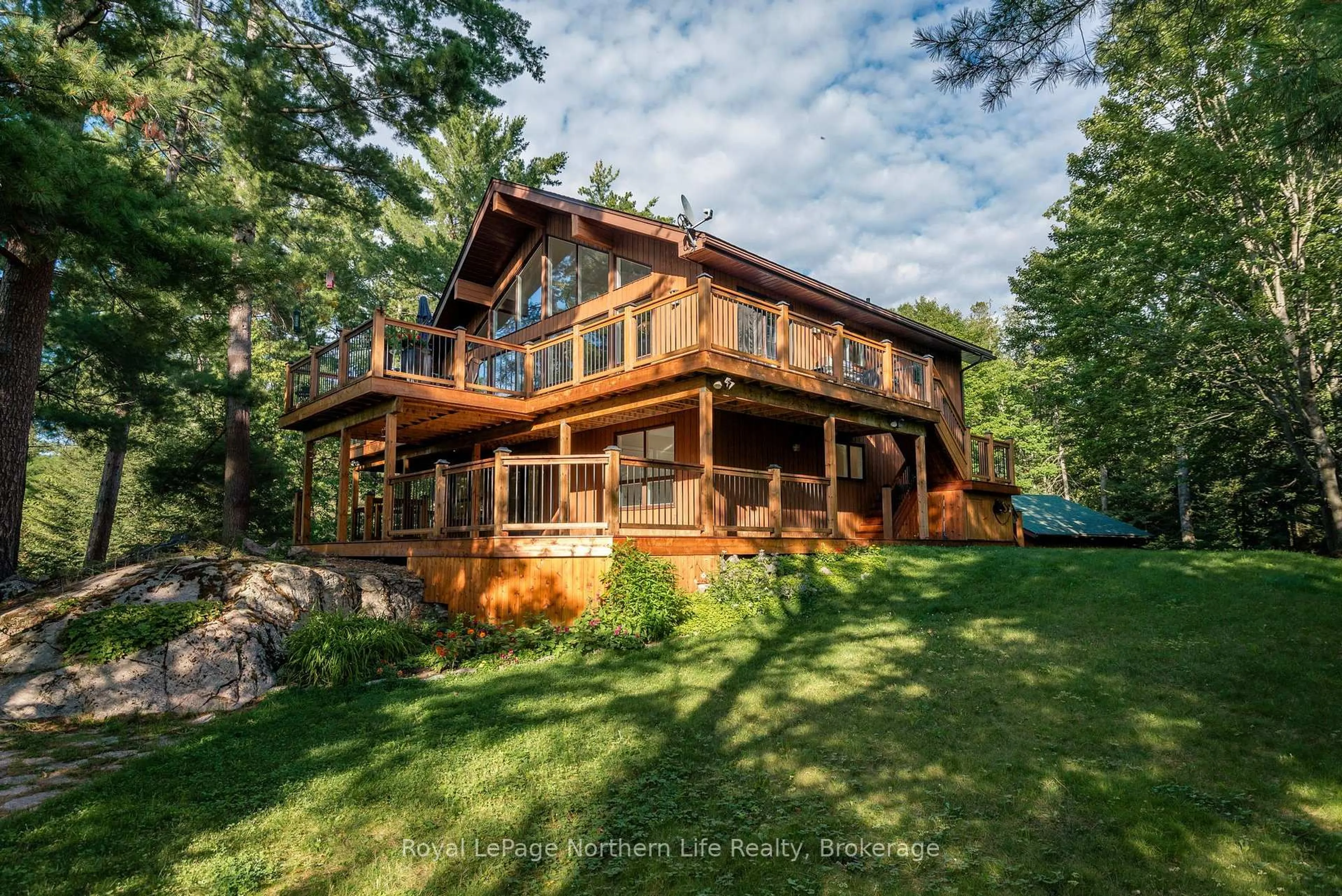 Unknown for 41 Pebble Beach Dr, Callander Ontario P0H 1H0