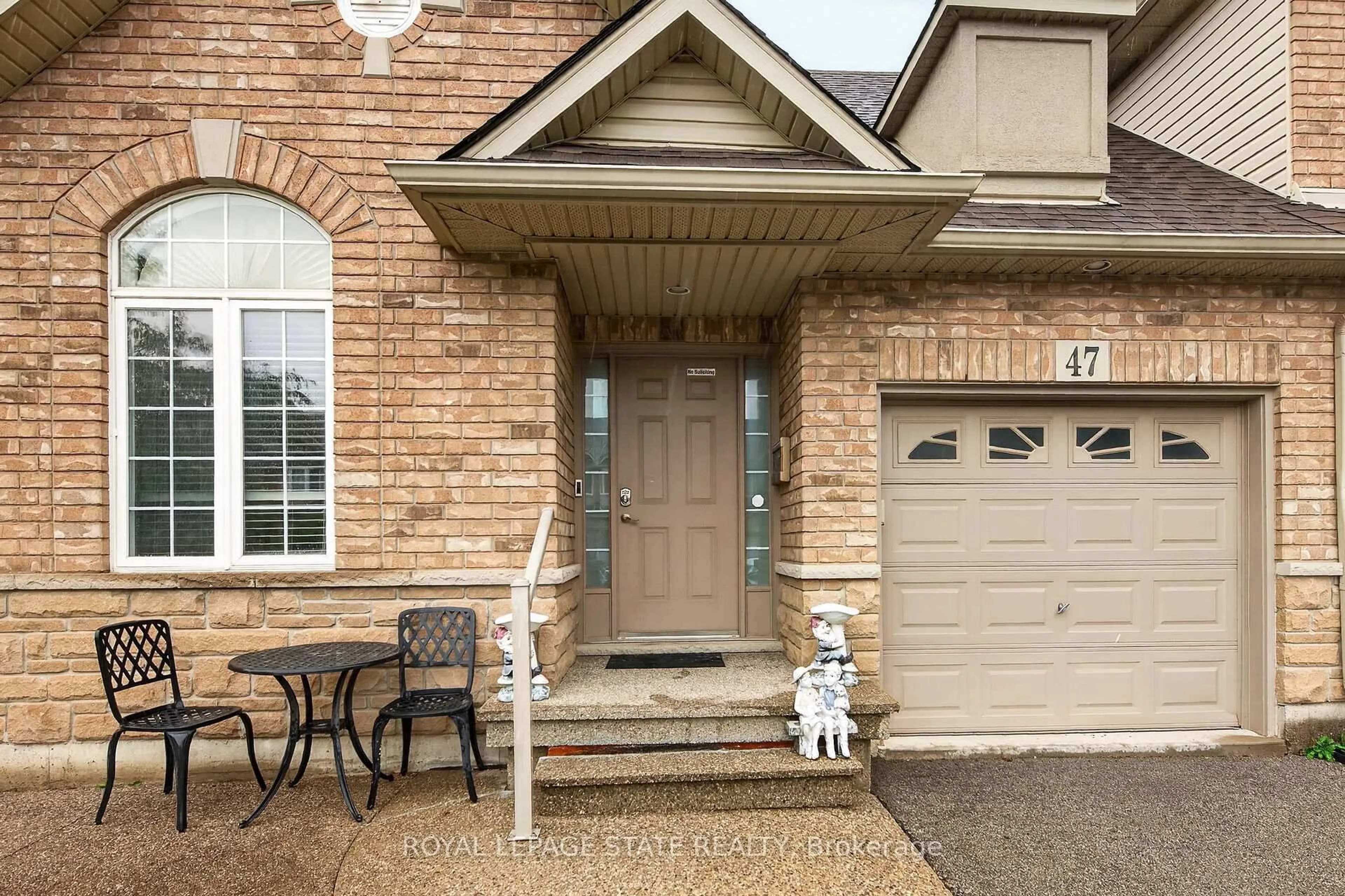 Home with brick exterior material, street for 47 Hannon Cres, Hamilton Ontario L0R 1P0