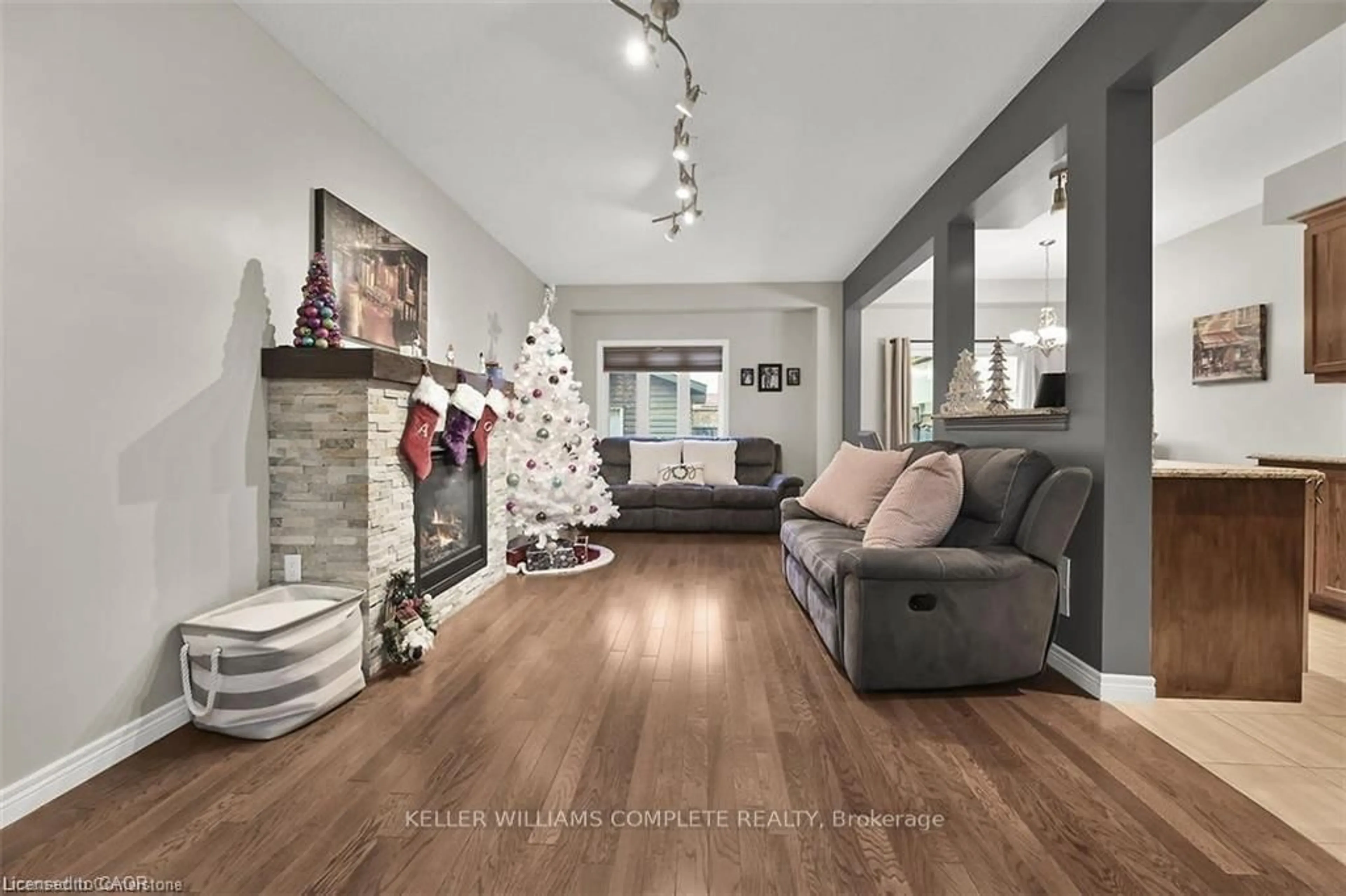 Unknown for 35 Willowbanks Terr, Hamilton Ontario L8E 0C3