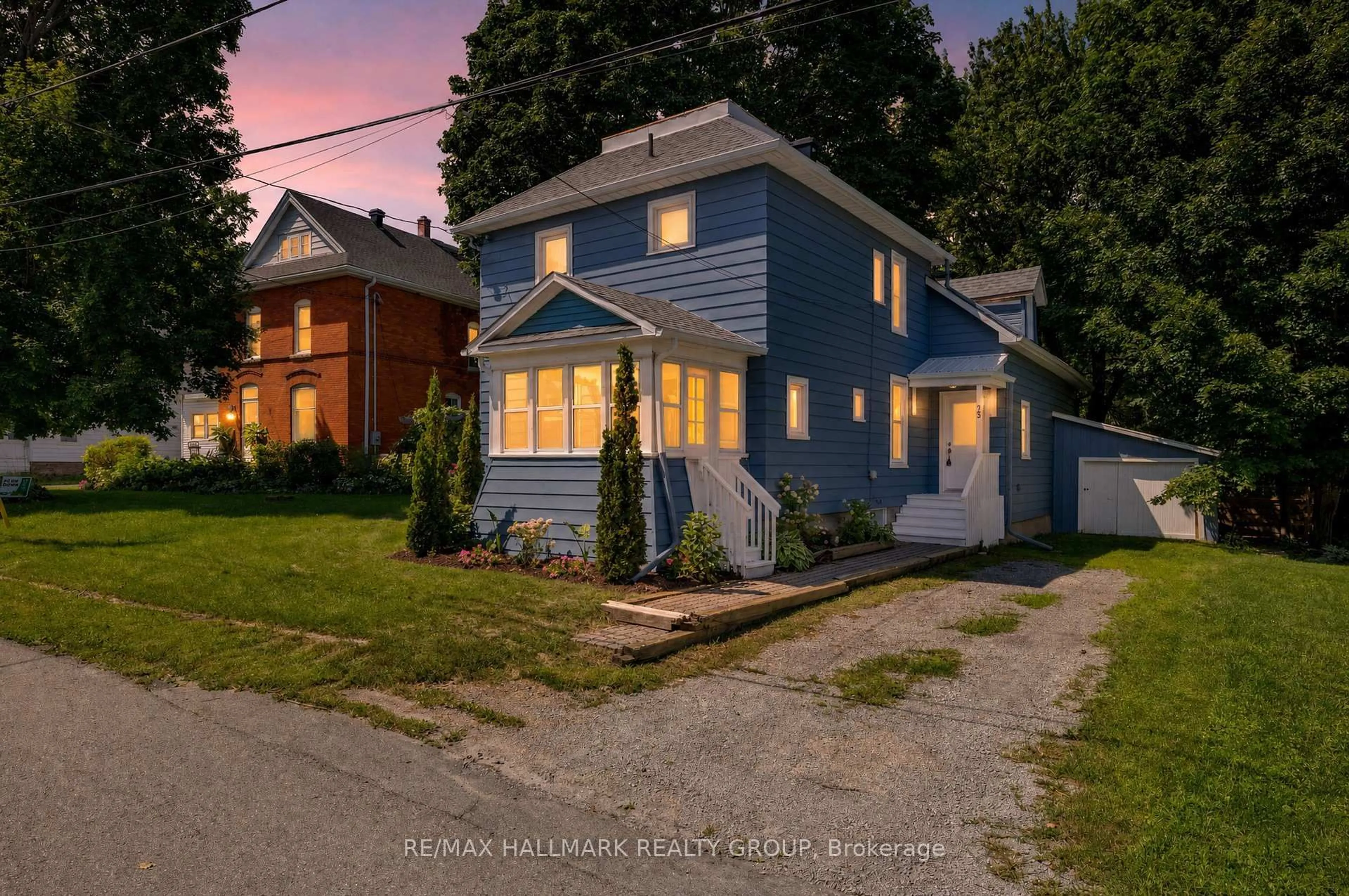 A pic from outside/outdoor area/front of a property/back of a property/a pic from drone, street for 23 Victoria Ave, North Grenville Ontario K0G 1J0