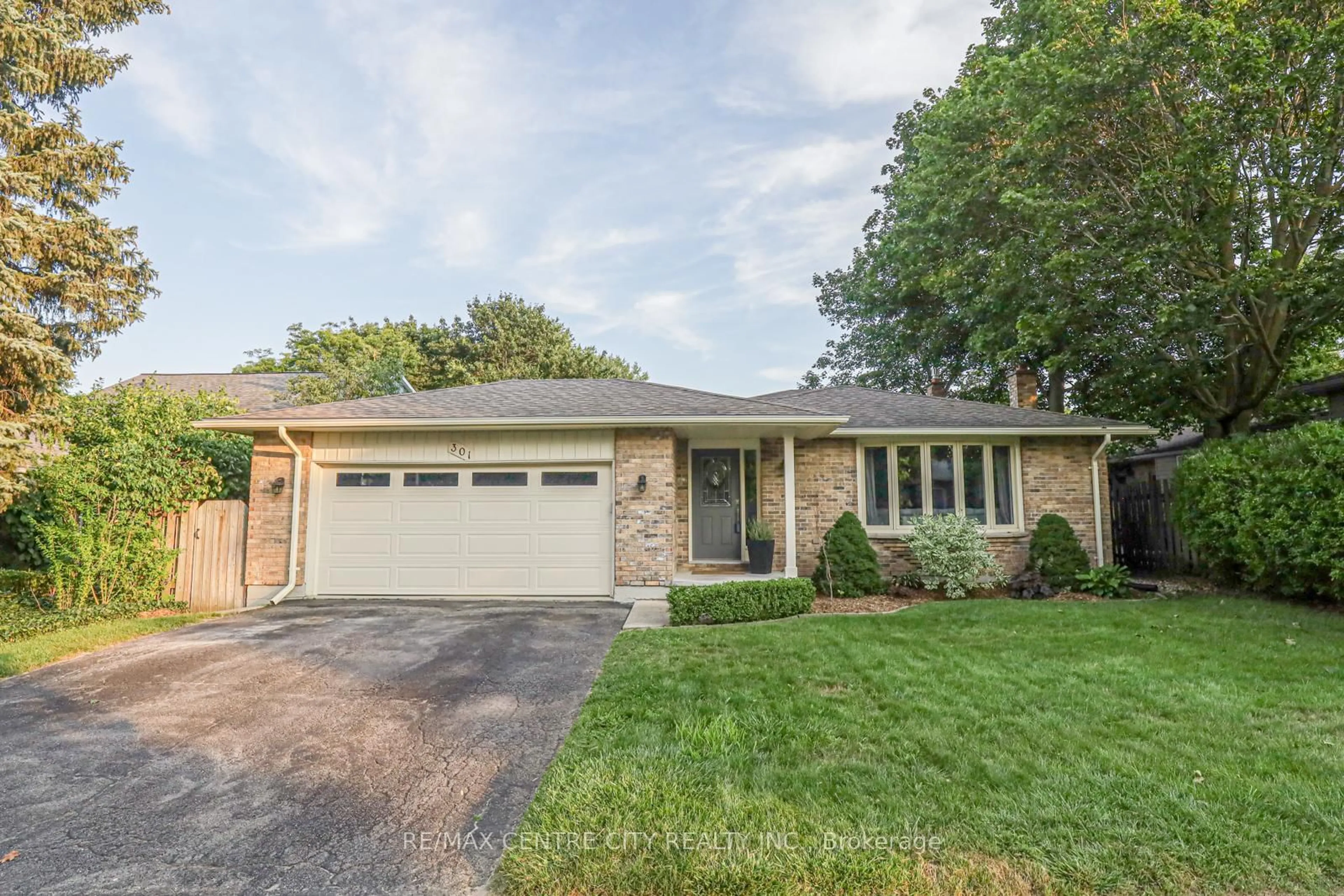 Home with brick exterior material, street for 301 Blackacres Blvd, London North Ontario N6G 2T9