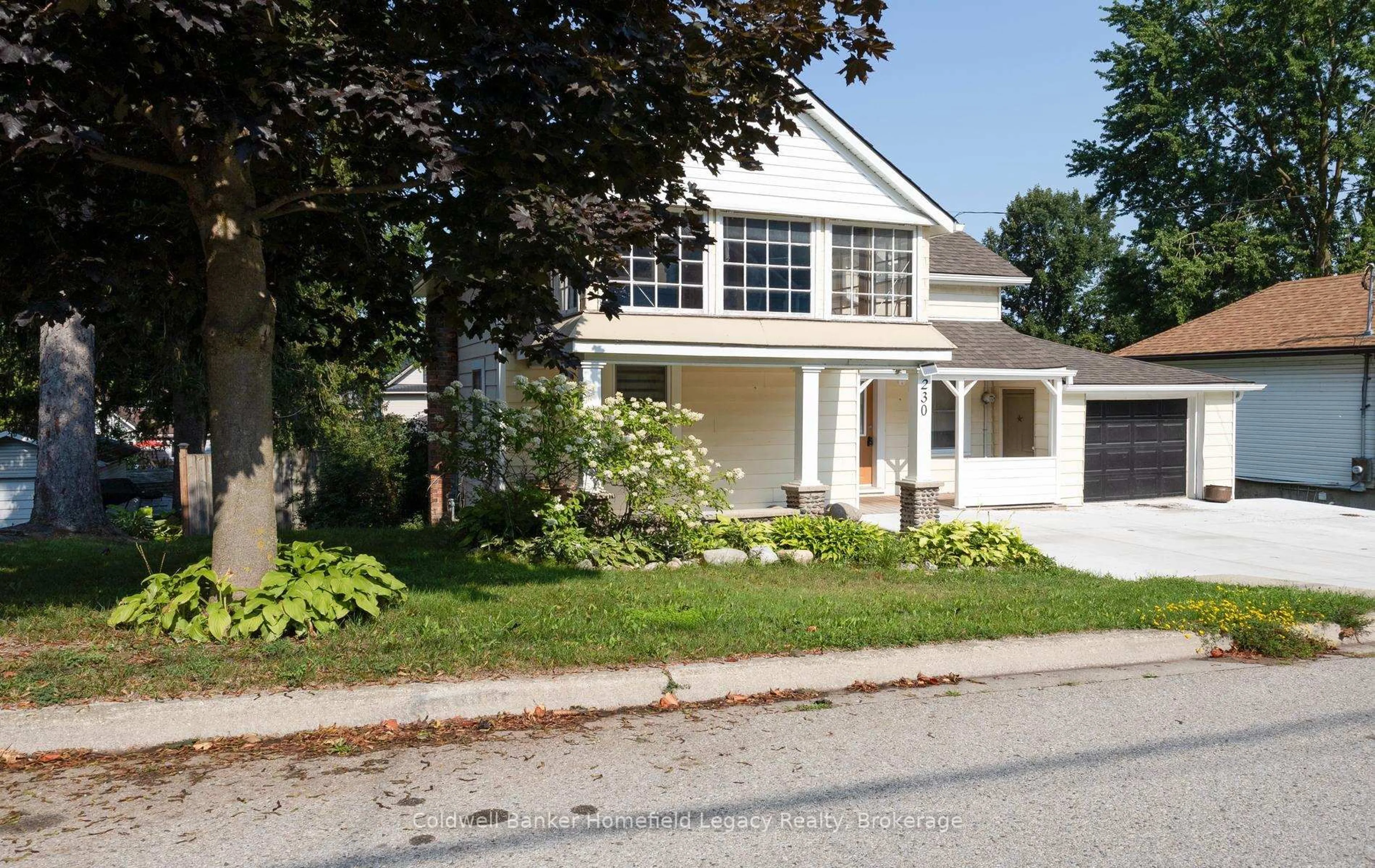 Unknown for 230 Church St, St. Marys Ontario N4X 1Z4