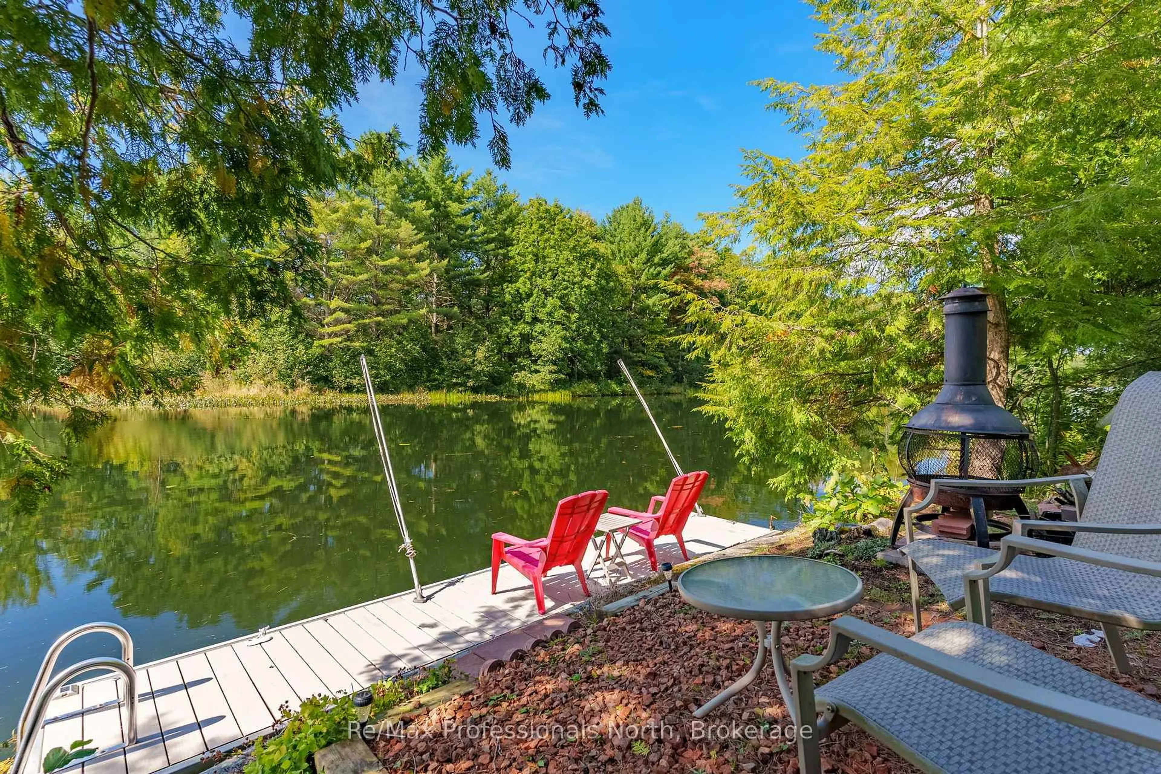 Patio, water/lake/river/ocean view for 1005 Laidlaw Ave, Gravenhurst Ontario L0K 2B0