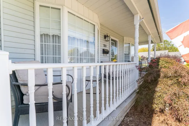 23 Armstrong Dr, Tillsonburg 3