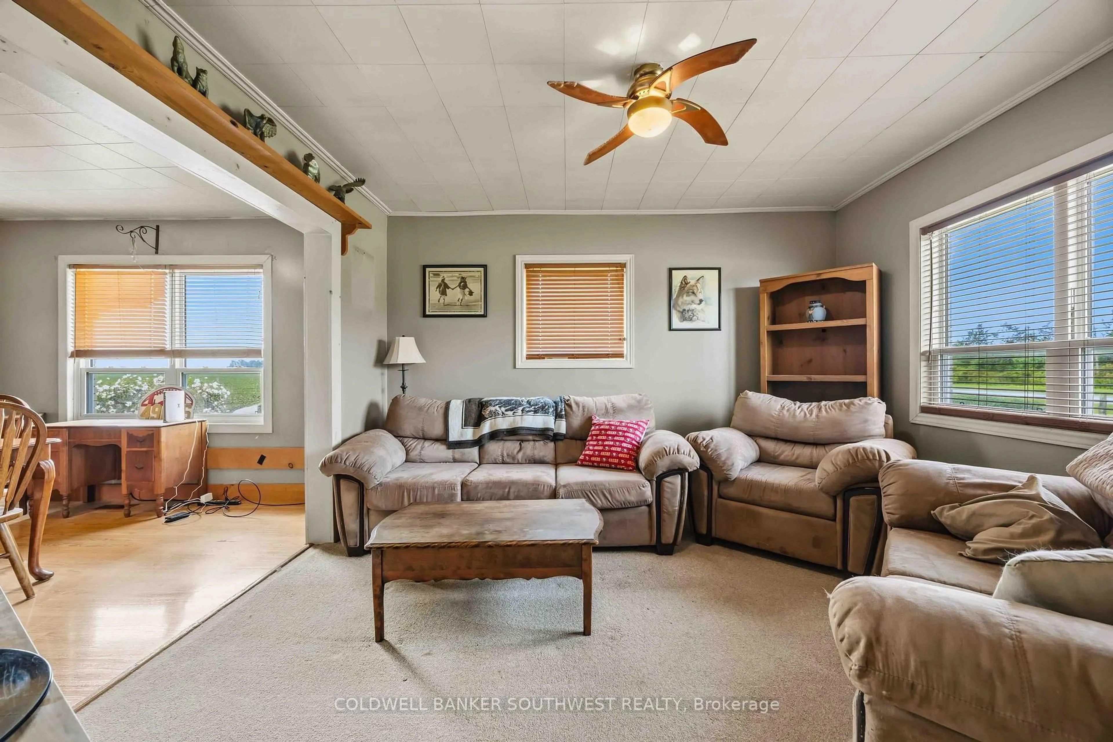 Living room with furniture, unknown for 2898 Oil Heritage Rd, Oil Springs Ontario N0N 1P0