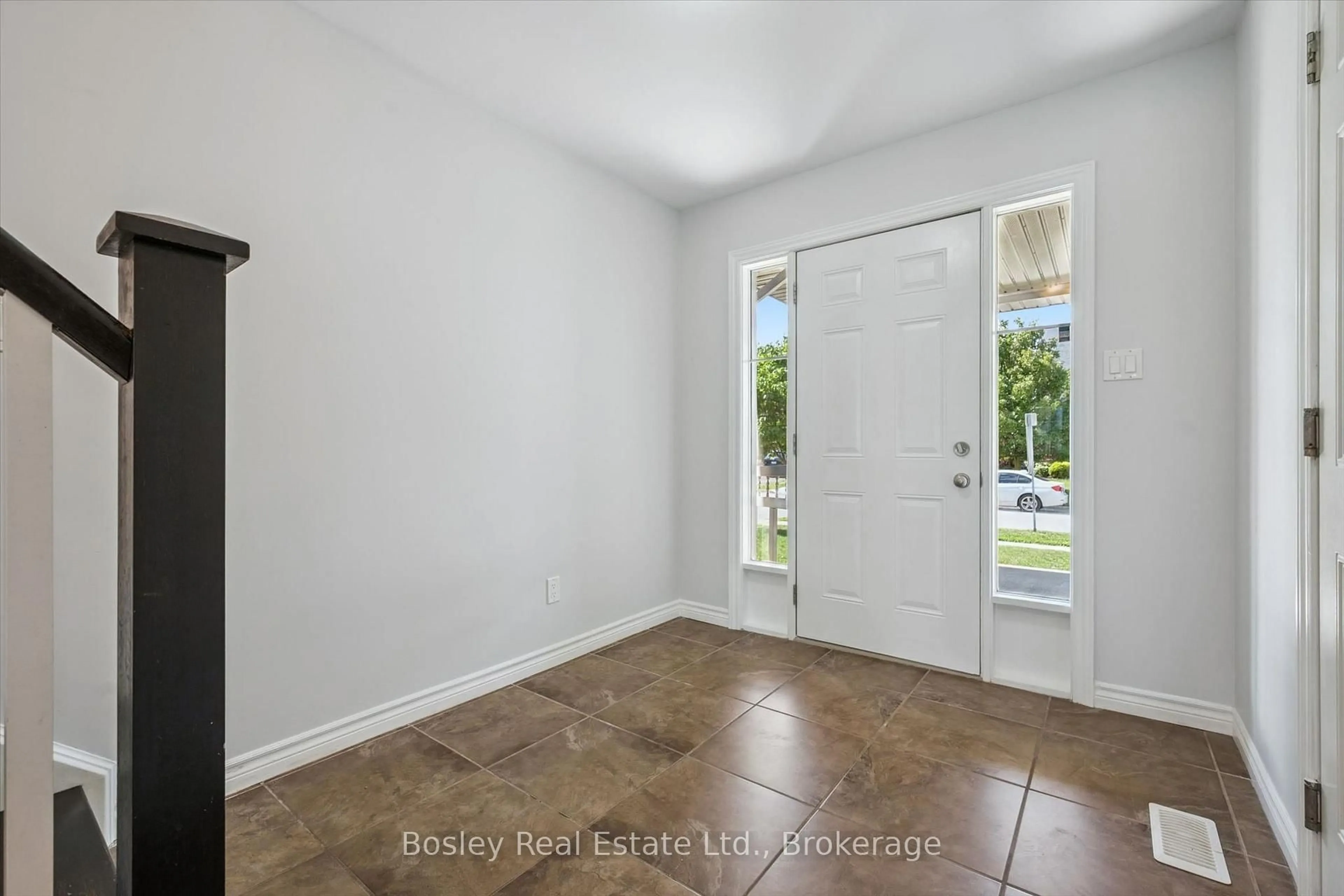 Indoor entryway for 4 Pearson St, Guelph Ontario N1L 0C2