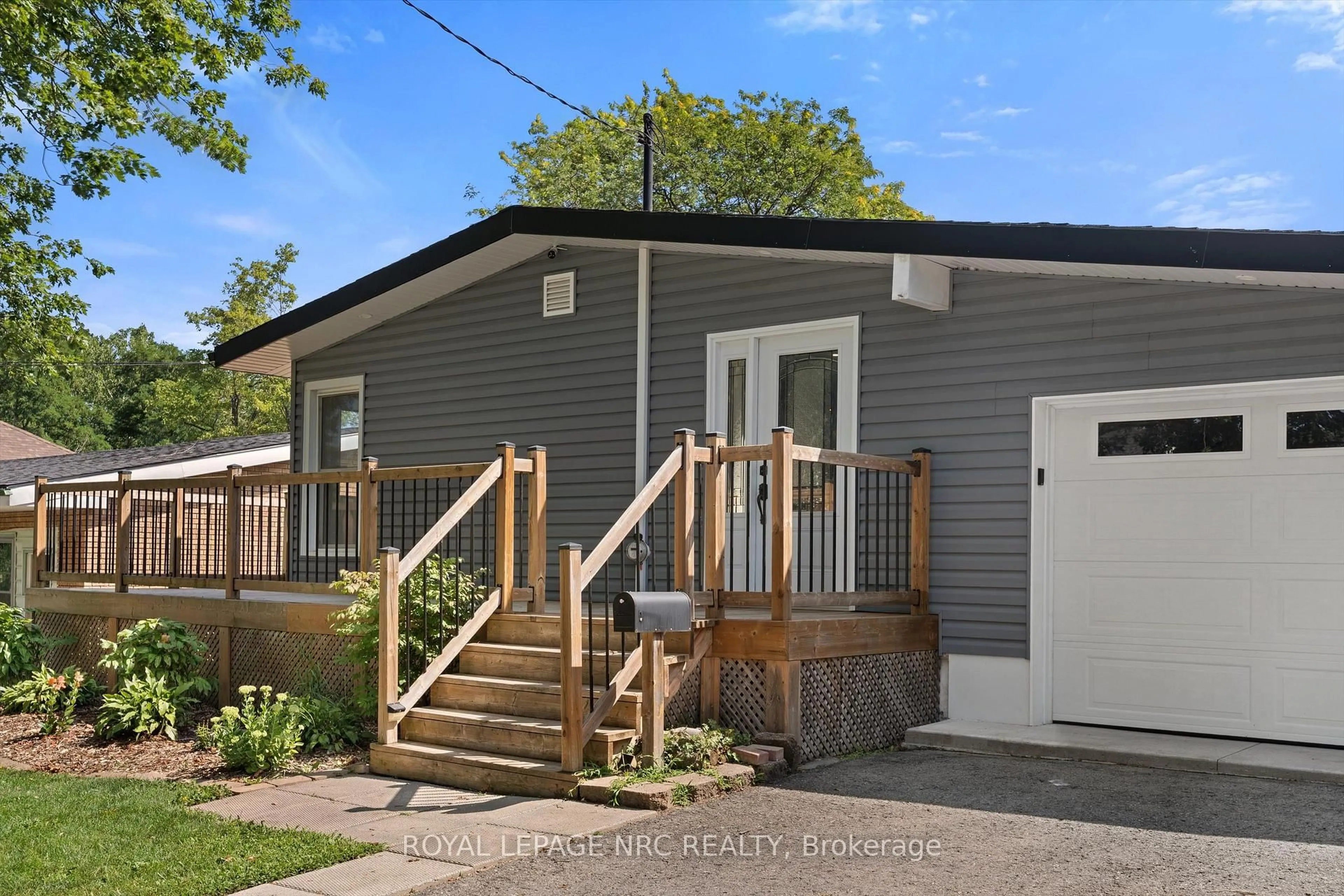 Unknown for 64 Welland St, Thorold Ontario L2V 2C1