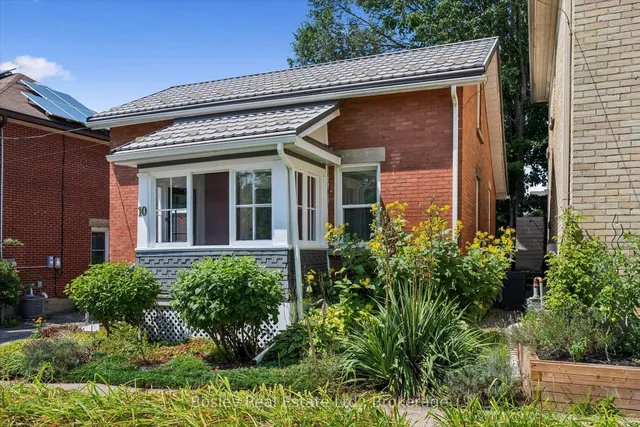 10 Pearl St, Guelph 2