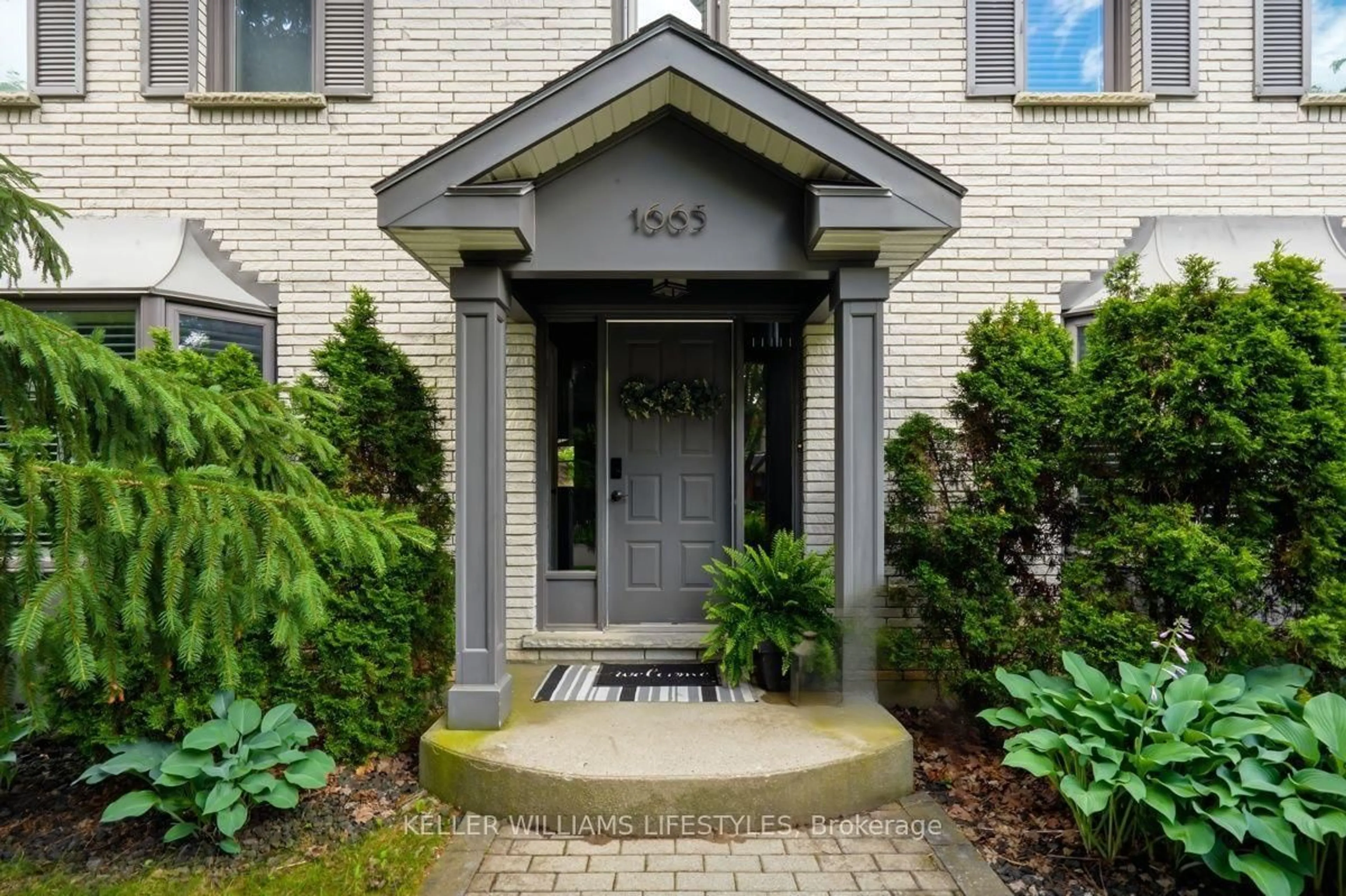 Home with brick exterior material, street for 1665 Phillbrook Cres, London North Ontario N5X 3H4