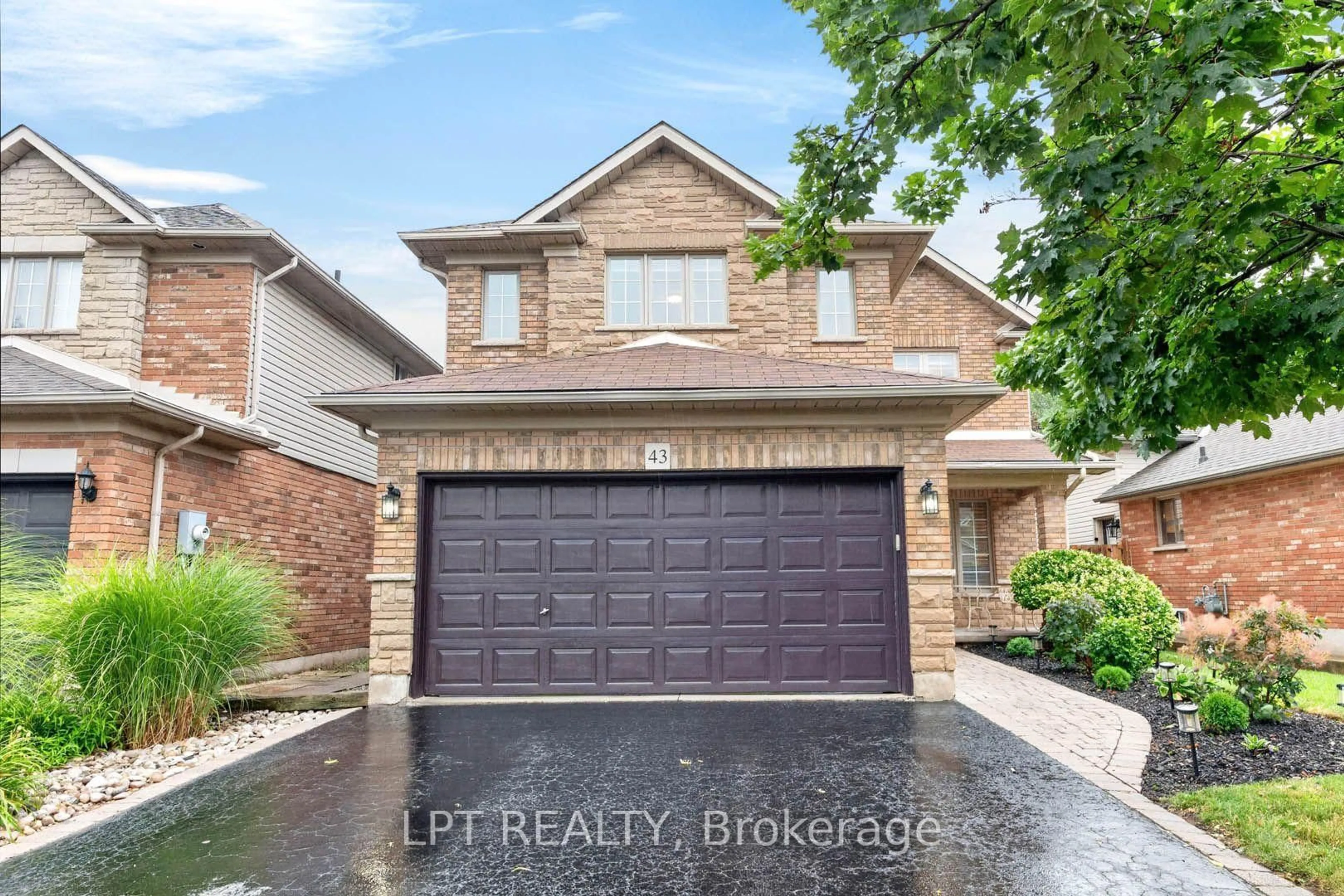 Home with brick exterior material, street for 43 Liam Dr, Hamilton Ontario L9G 4Y1