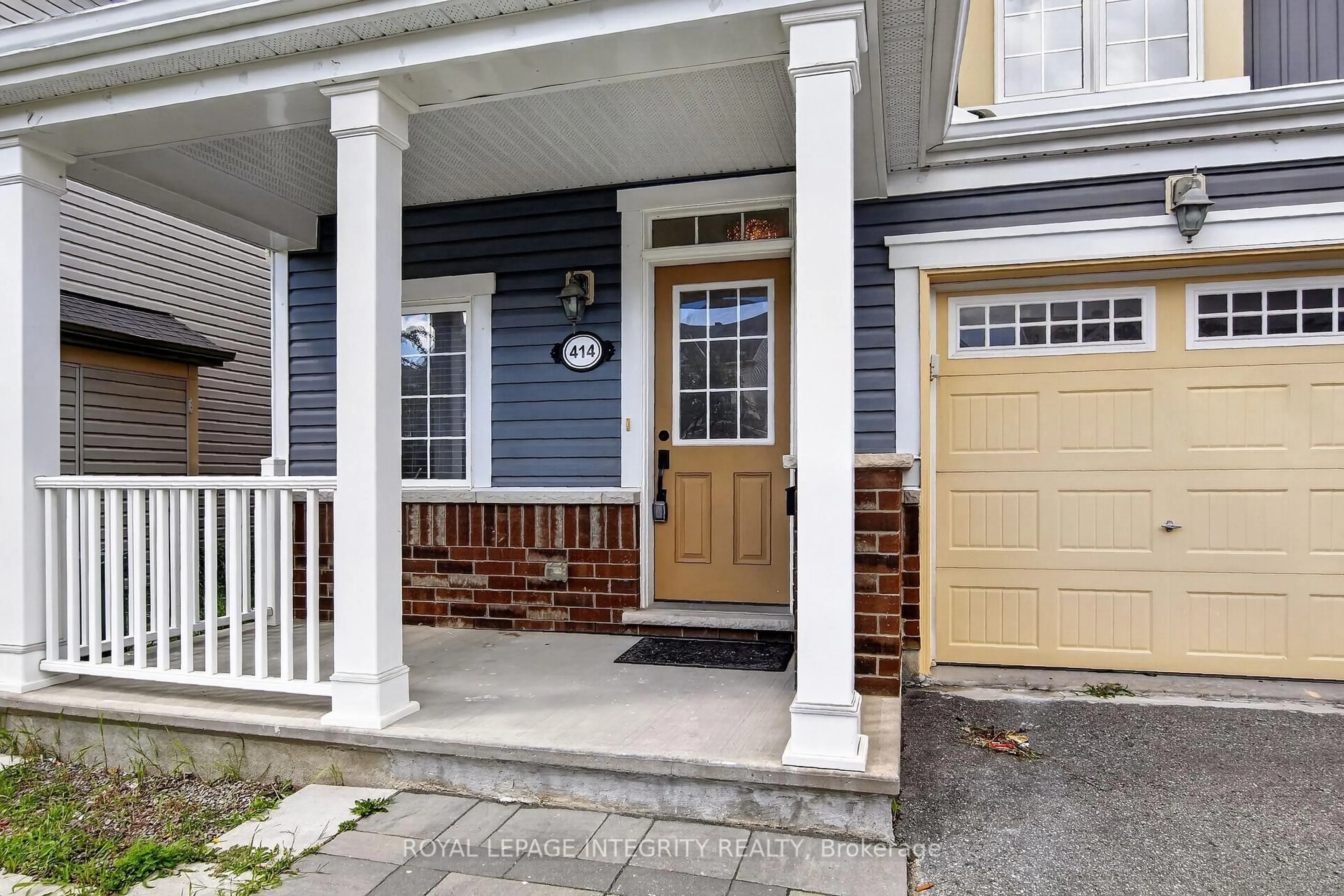 Unknown for 414 MEADOWHAWK Cres, Ottawa Ontario K2J 5W7