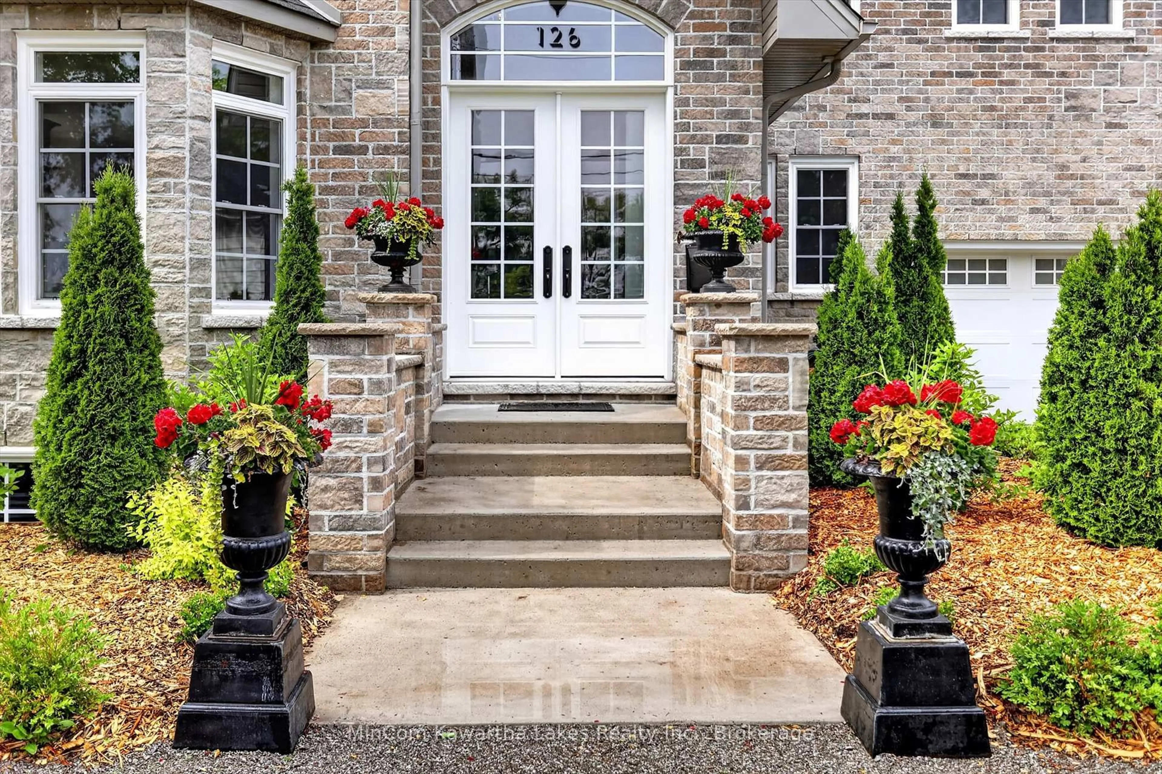 Indoor entryway for 126 Maria St, Peterborough Ontario K9H 1B9