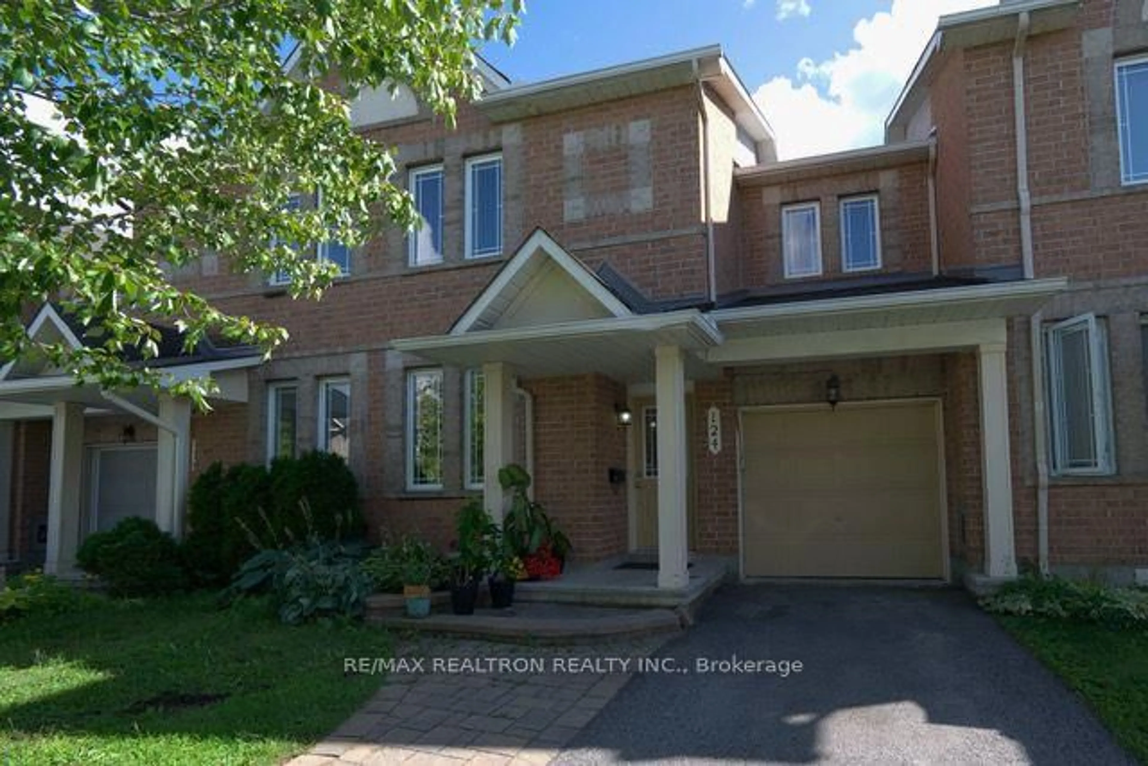 Home with brick exterior material, street for 124 Shady Grove St, Ottawa Ontario K2G 6Z5