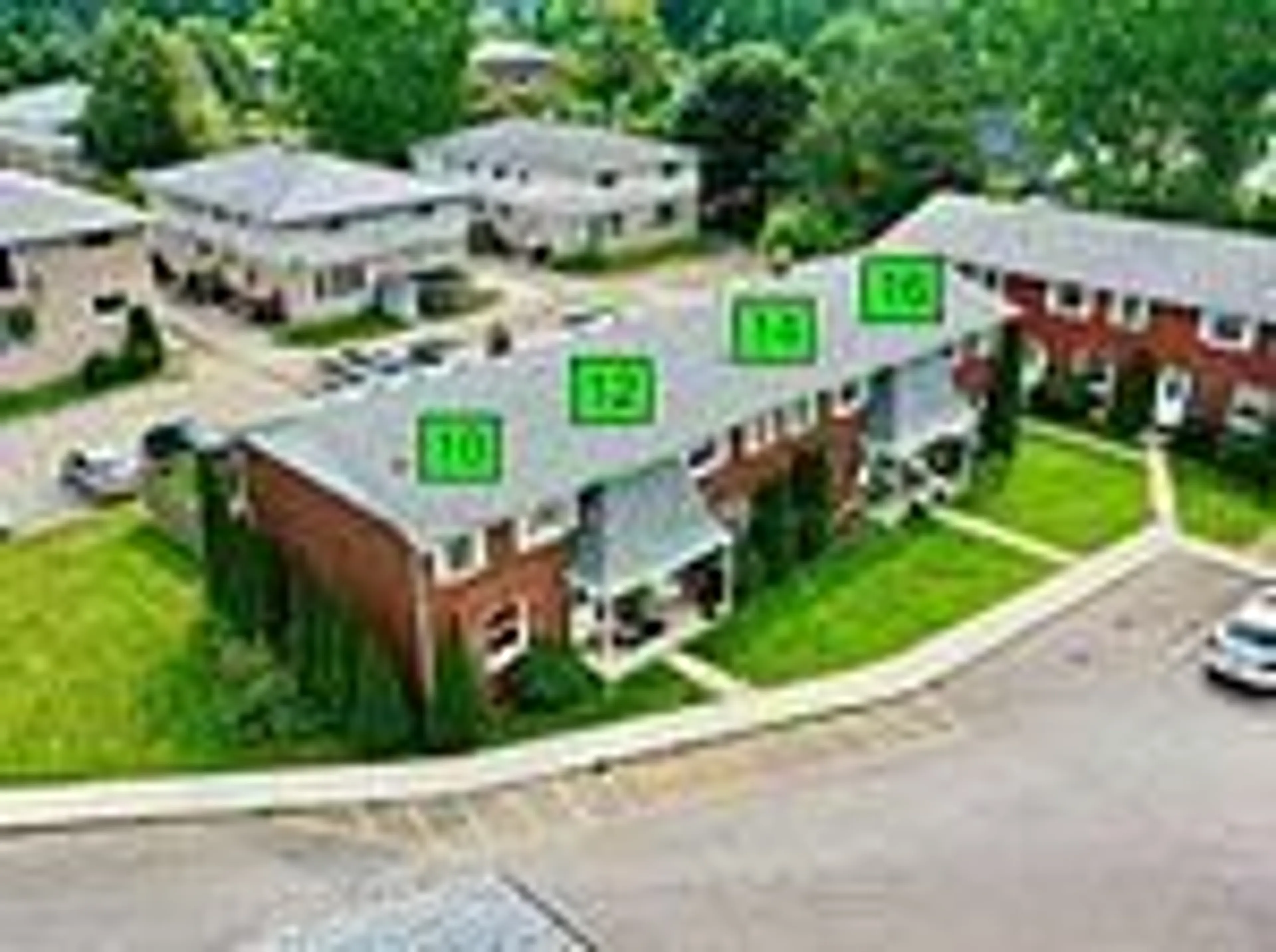 A pic from outside/outdoor area/front of a property/back of a property/a pic from drone, street for 10-16 Orchard Pl, Chatham-Kent Ontario N7M 1A6