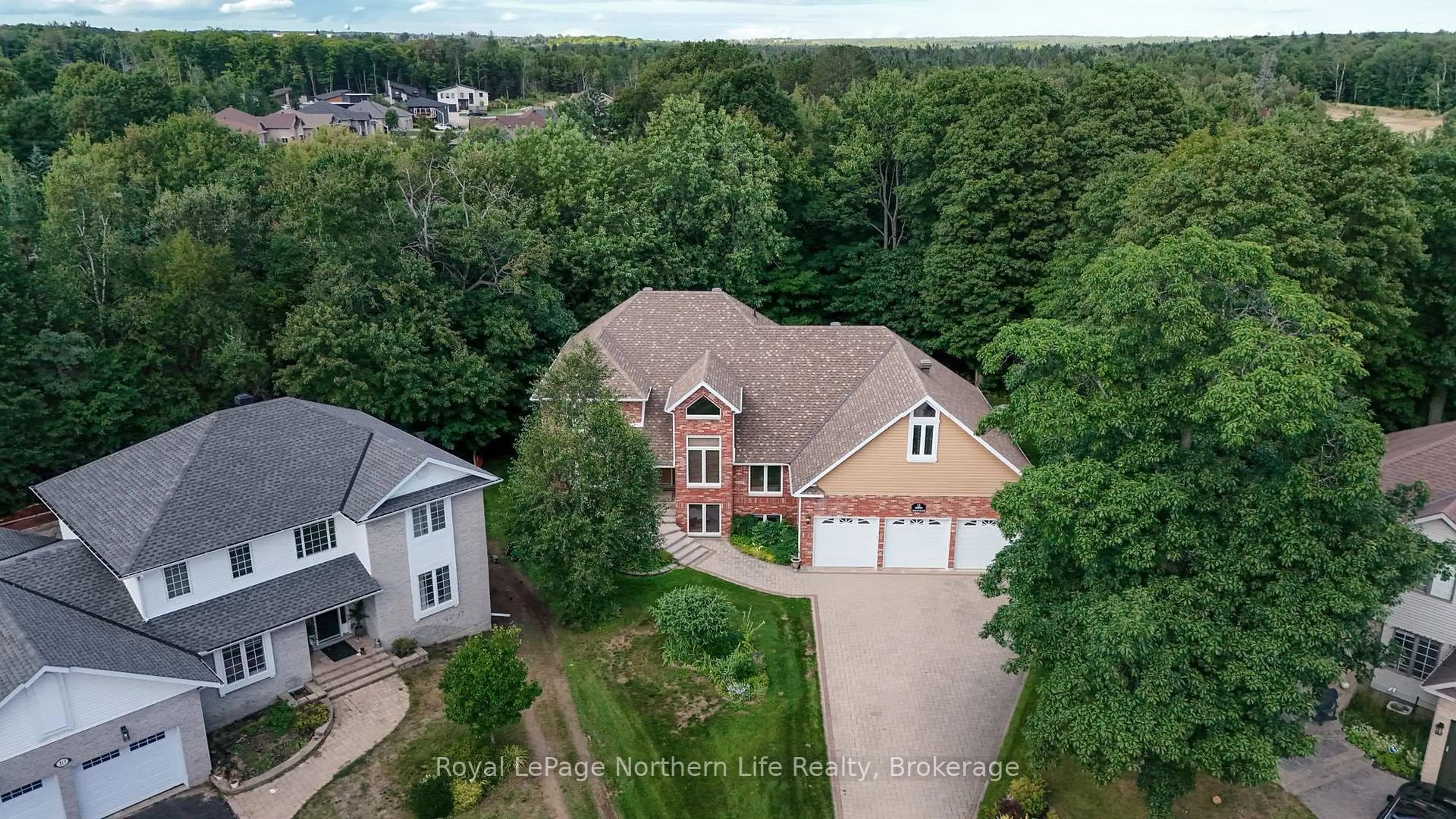 A pic from outside/outdoor area/front of a property/back of a property/a pic from drone, unknown for 12 CHRISTOPHER Crt, North Bay Ontario P1C 1M6