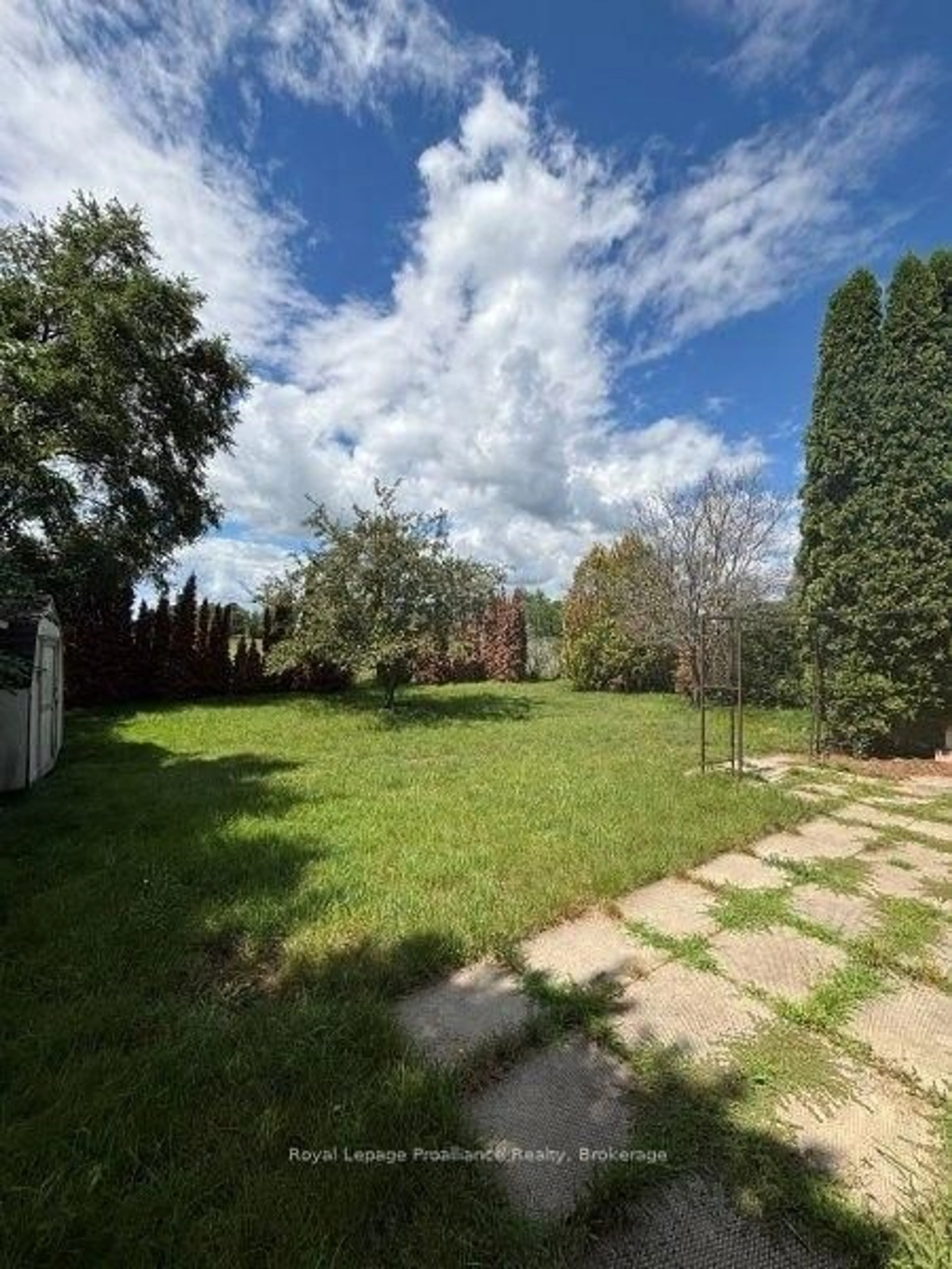 A pic from outside/outdoor area/front of a property/back of a property/a pic from drone, unknown for 112 Sidney St, Belleville Ontario K8P 3Y9